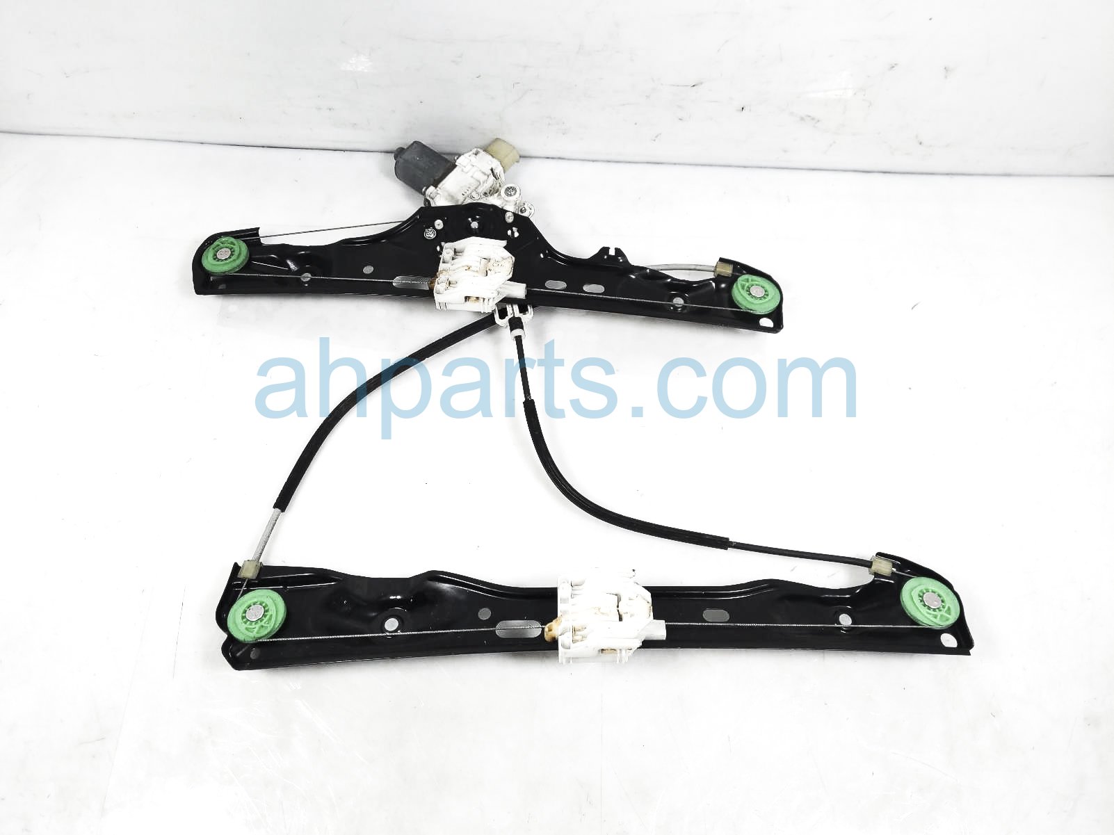 $70 BMW FR/LH WINDOW REGULATOR & MOTOR $70 BMW FR/LH WINDOW REGULATOR & MOTOR