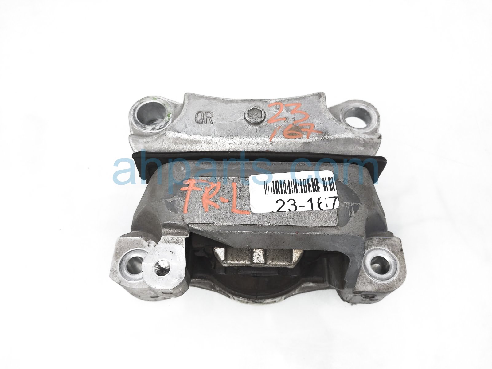 $50 Nissan LH SIDE ENGINE MOUNT $50 Nissan LH SIDE ENGINE MOUNT