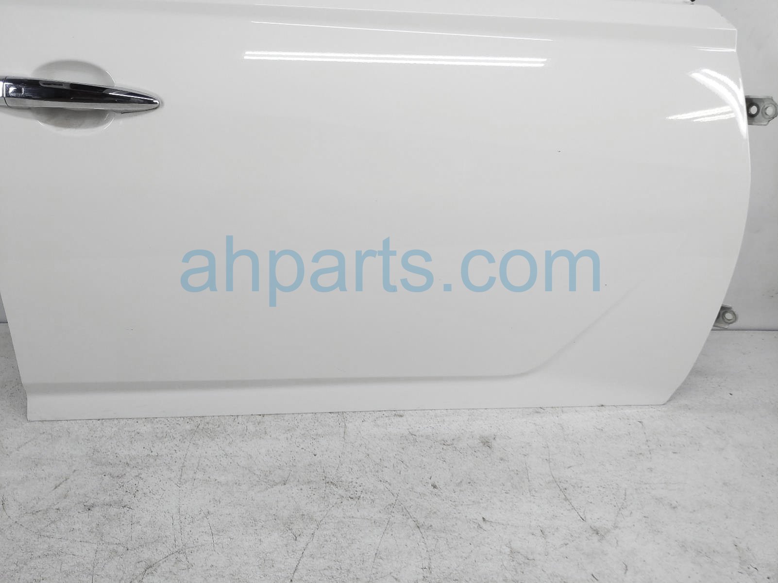 Sold 2019 Nissan Altima Front Passenger Door - White - No Mirror