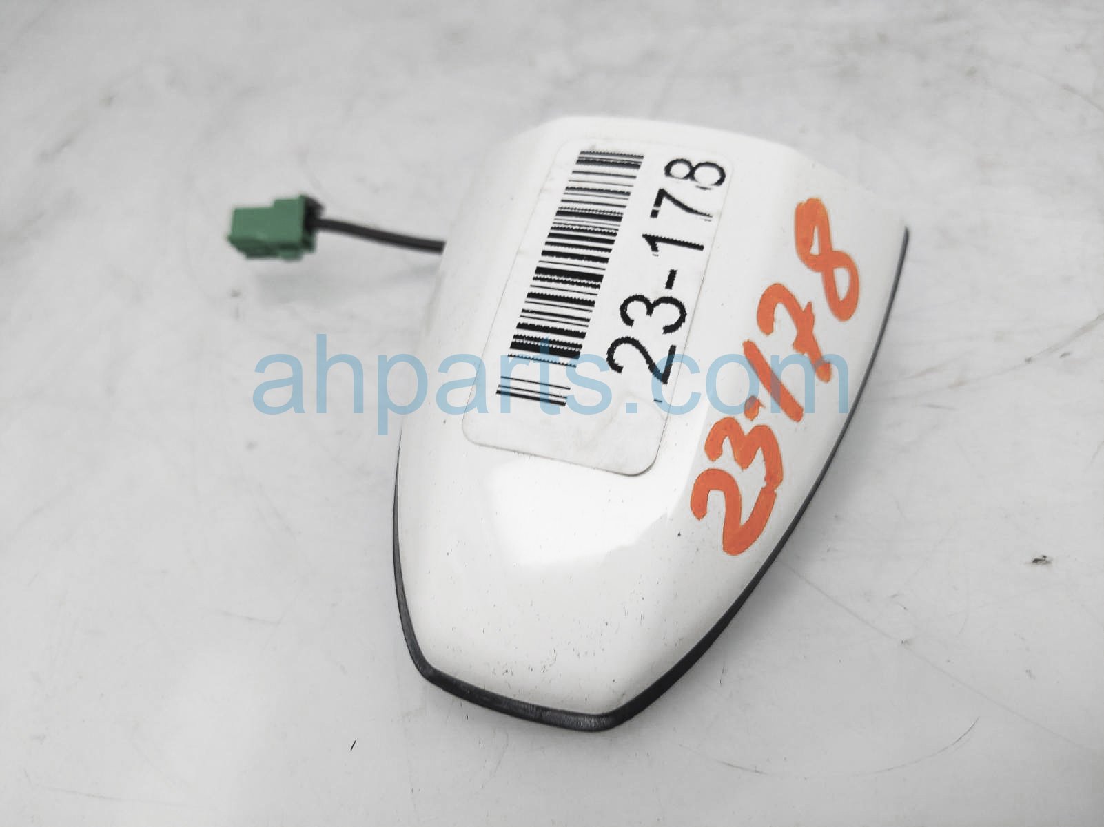 $45 Nissan ROOF ANTENNA ASSY - WHITE $45 Nissan ROOF ANTENNA ASSY - WHITE