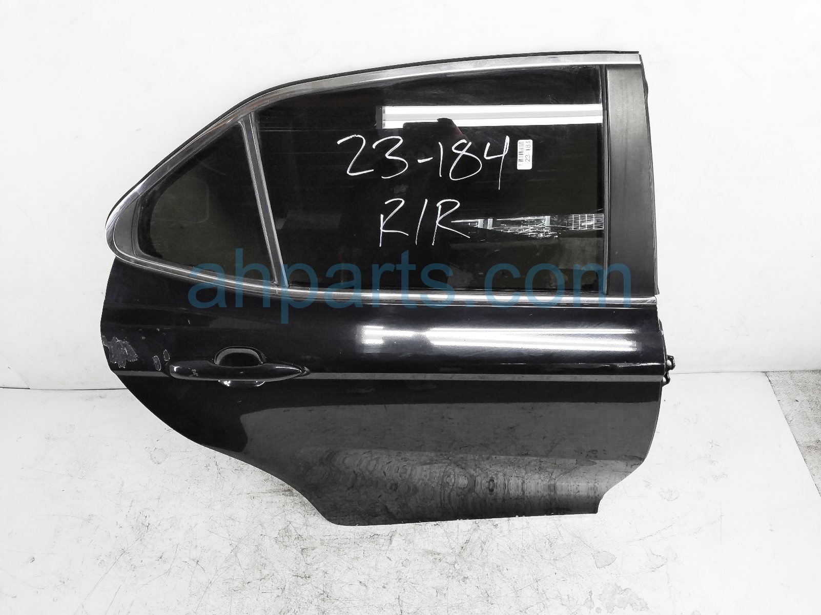 $645 Toyota RR/RH DOOR - BLACK - NO INSIDE TRIM $645 Toyota RR/RH DOOR - BLACK - NO INSIDE TRIM