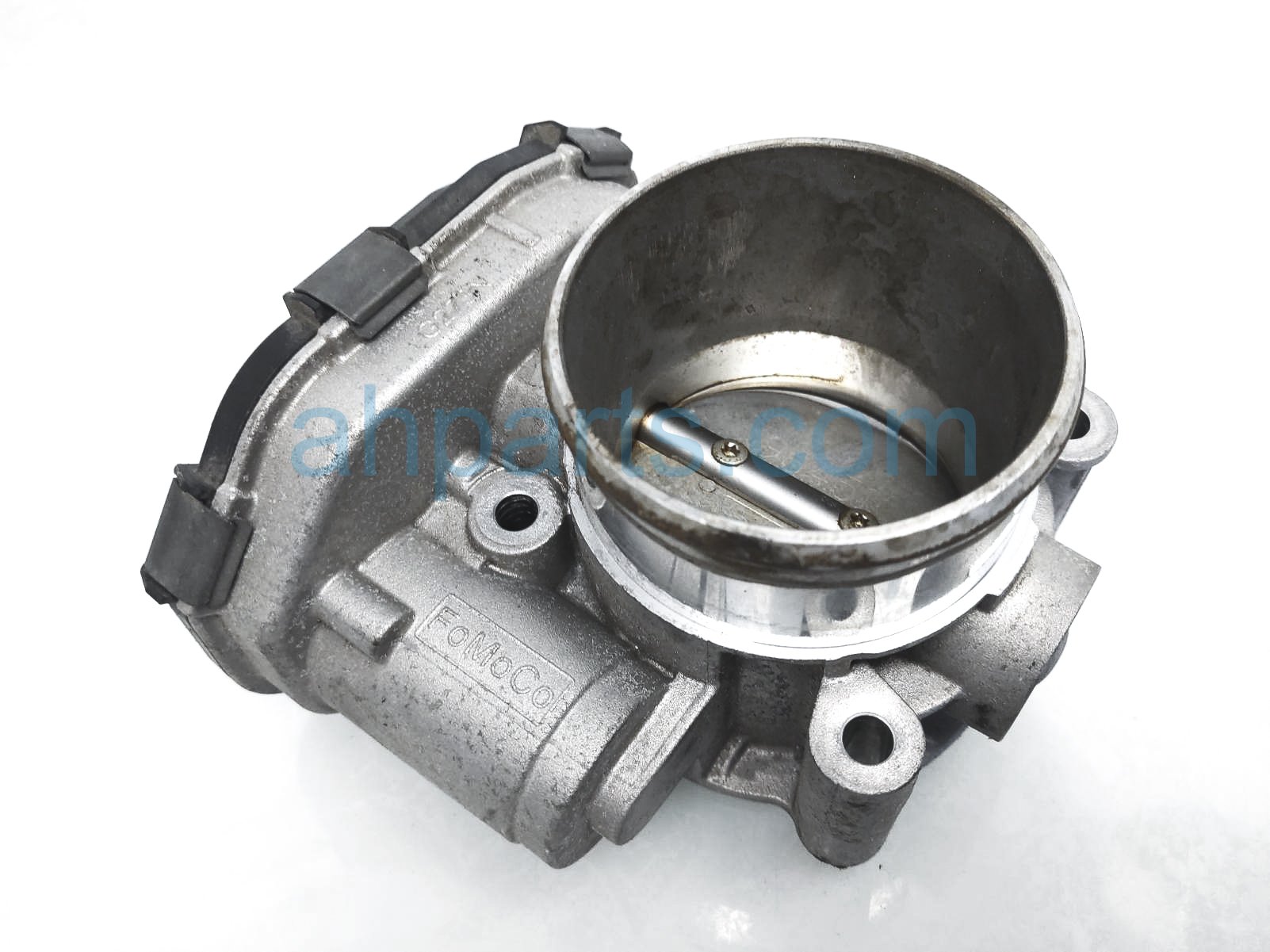 $50 Ford THROTTLE BODY - 2.3L $50 Ford THROTTLE BODY - 2.3L