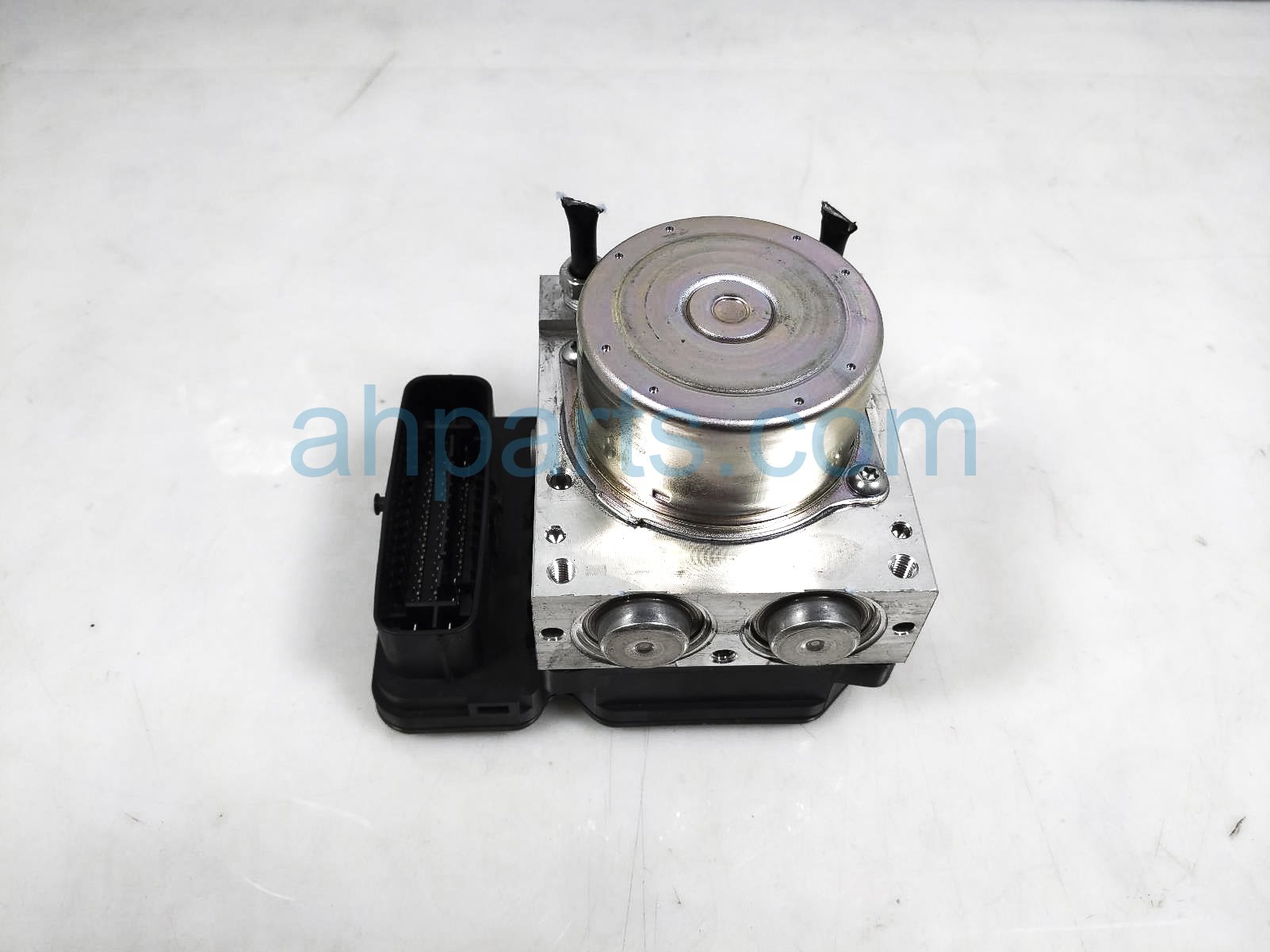 $300 Toyota ABS/VSA PUMP/MODULATOR $300 Toyota ABS/VSA PUMP/MODULATOR