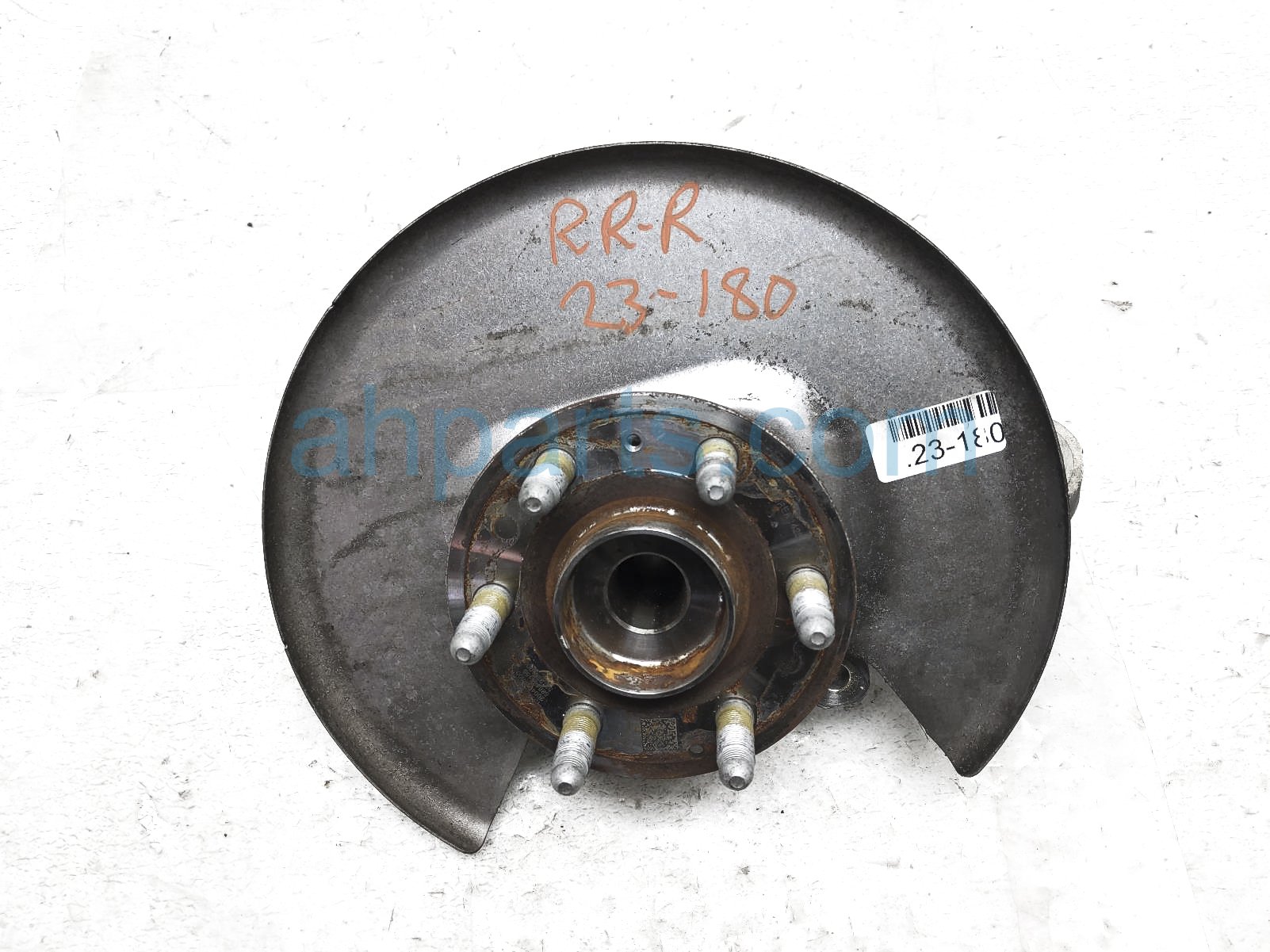 $125 Chevy RR/RH SPINDLE KNUCKLE HUB