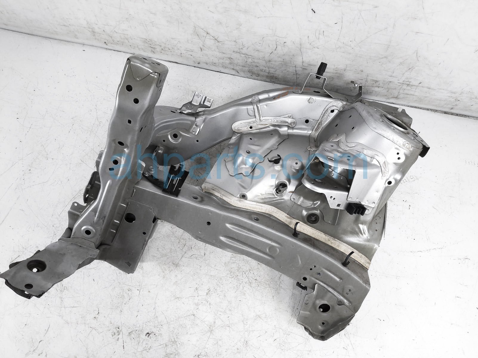 $125 Honda FR/RH APRON CUT - SILVER $125 Honda FR/RH APRON CUT - SILVER