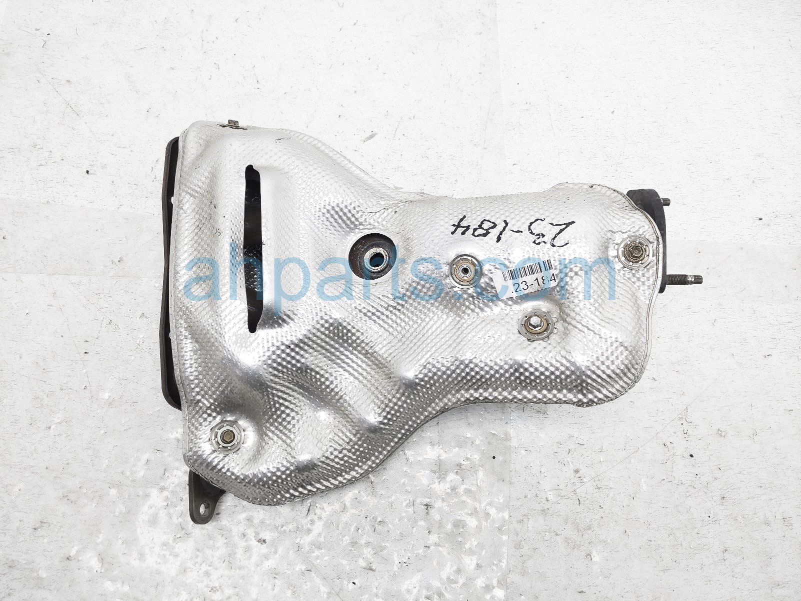 $225 Toyota EXHAUST MANIFOLD - 2.5L AT $225 Toyota EXHAUST MANIFOLD - 2.5L AT