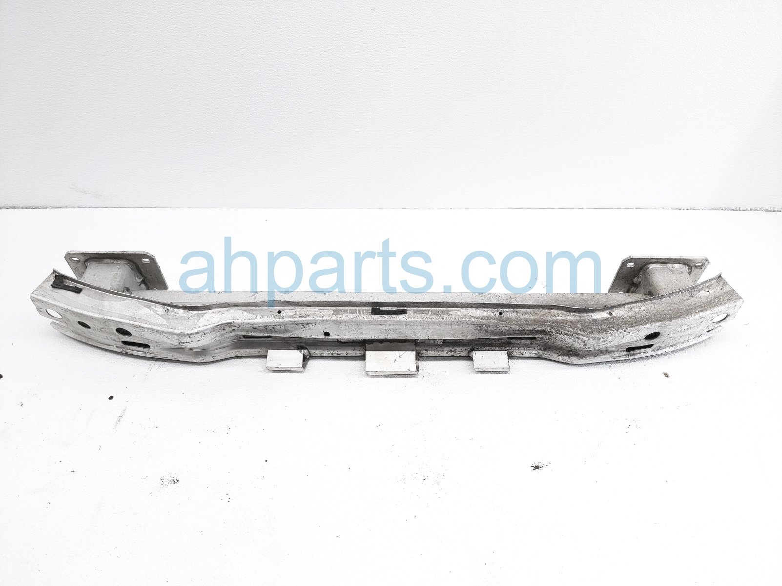 $110 BMW REAR BUMPER REINFORCEMENT BAR $110 BMW REAR BUMPER REINFORCEMENT BAR