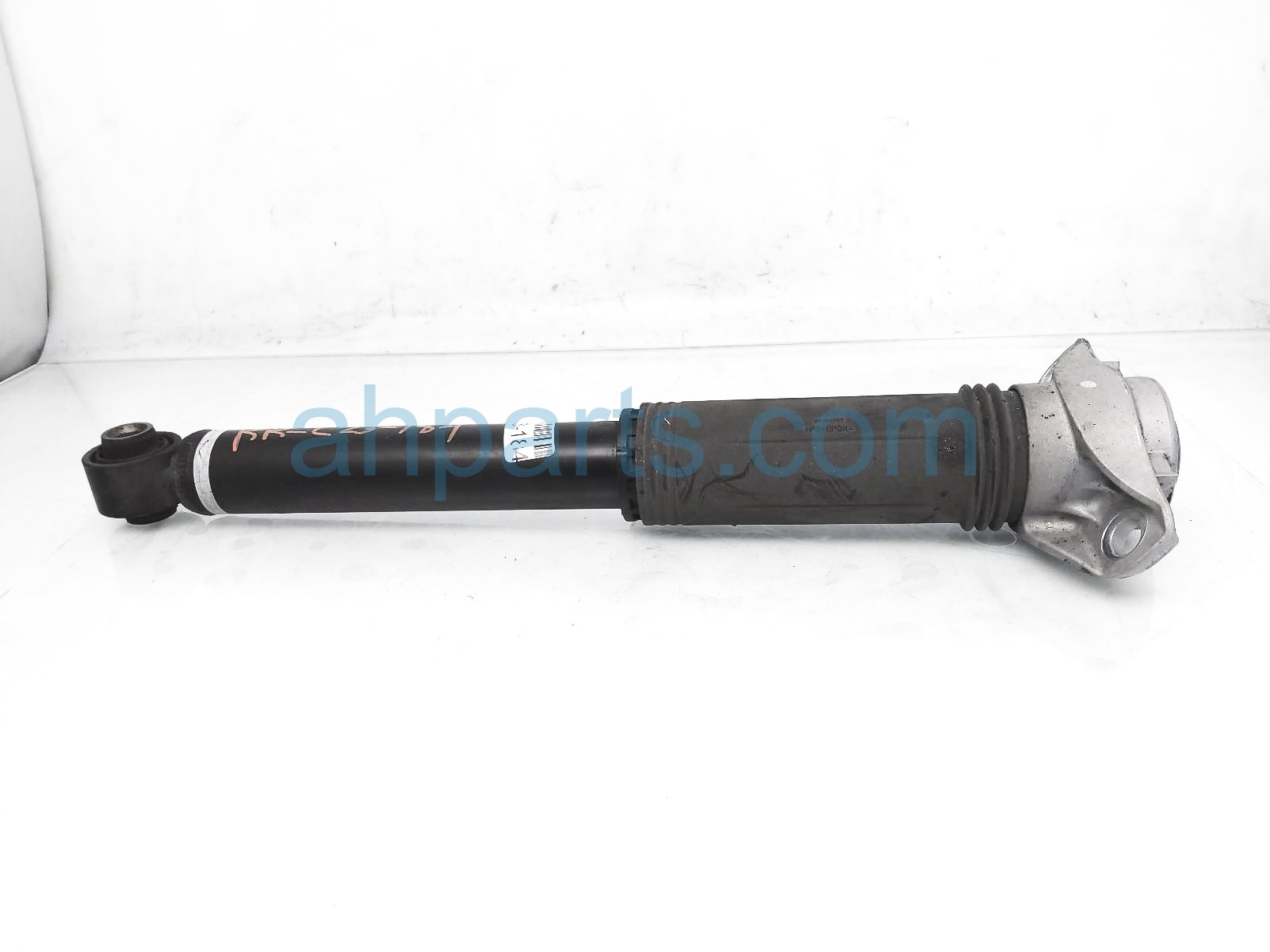 $49 Toyota RR/LH SHOCK ABSORBER - LE