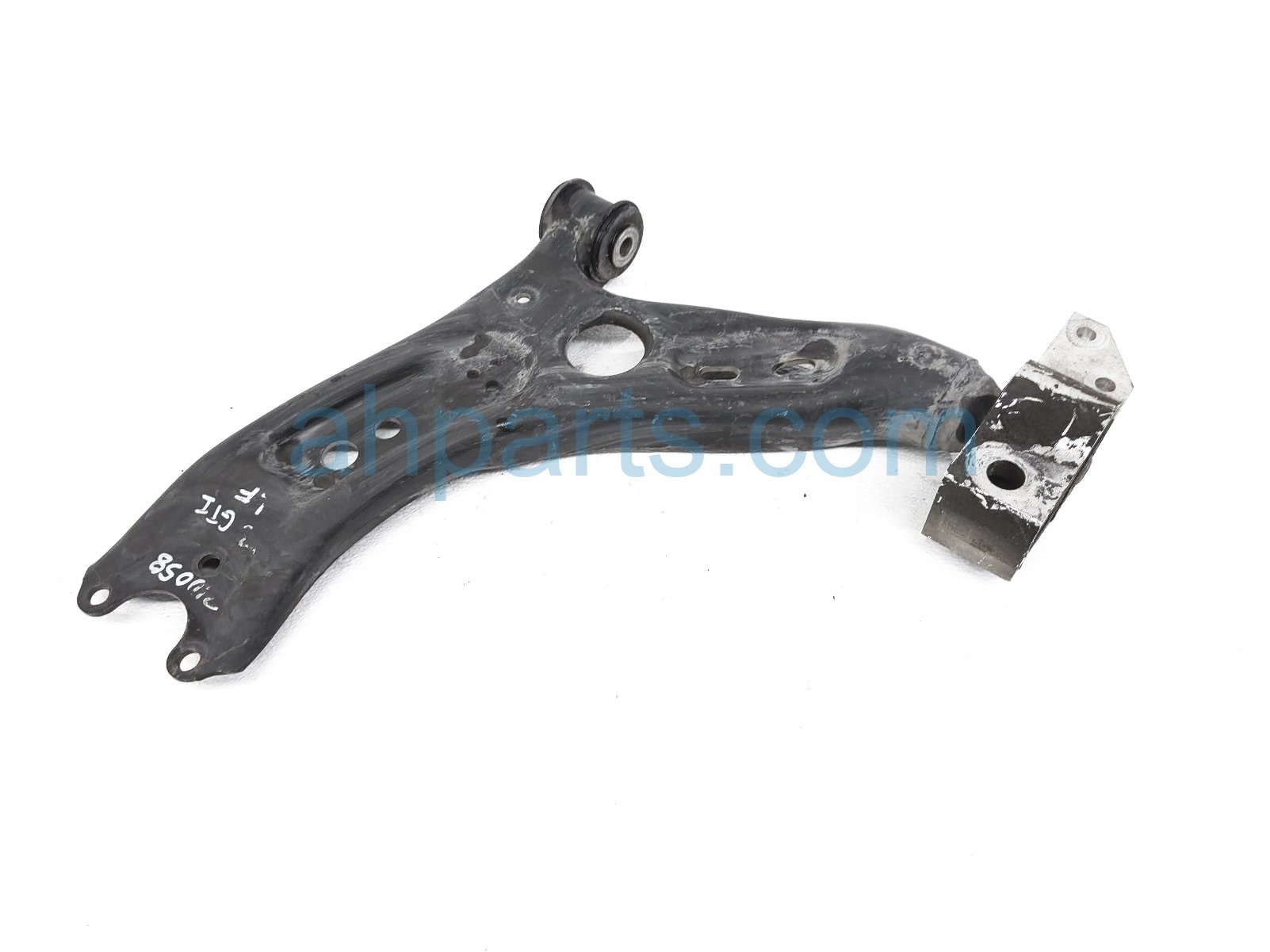 $40 Volkswagen FR/LH LOWER CONTROL ARM $40 Volkswagen FR/LH LOWER CONTROL ARM