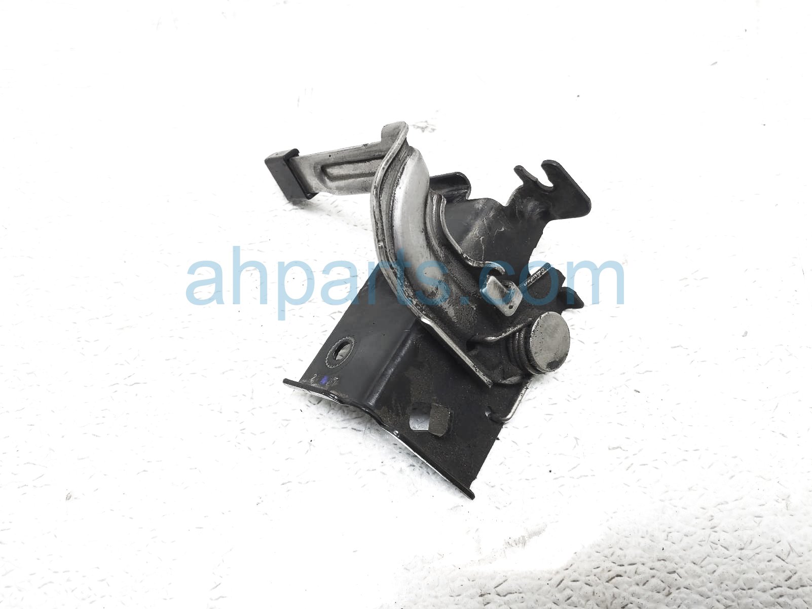 $10 Acura REMOTE HOOD LOCK LATCH ASSY $10 Acura REMOTE HOOD LOCK LATCH ASSY