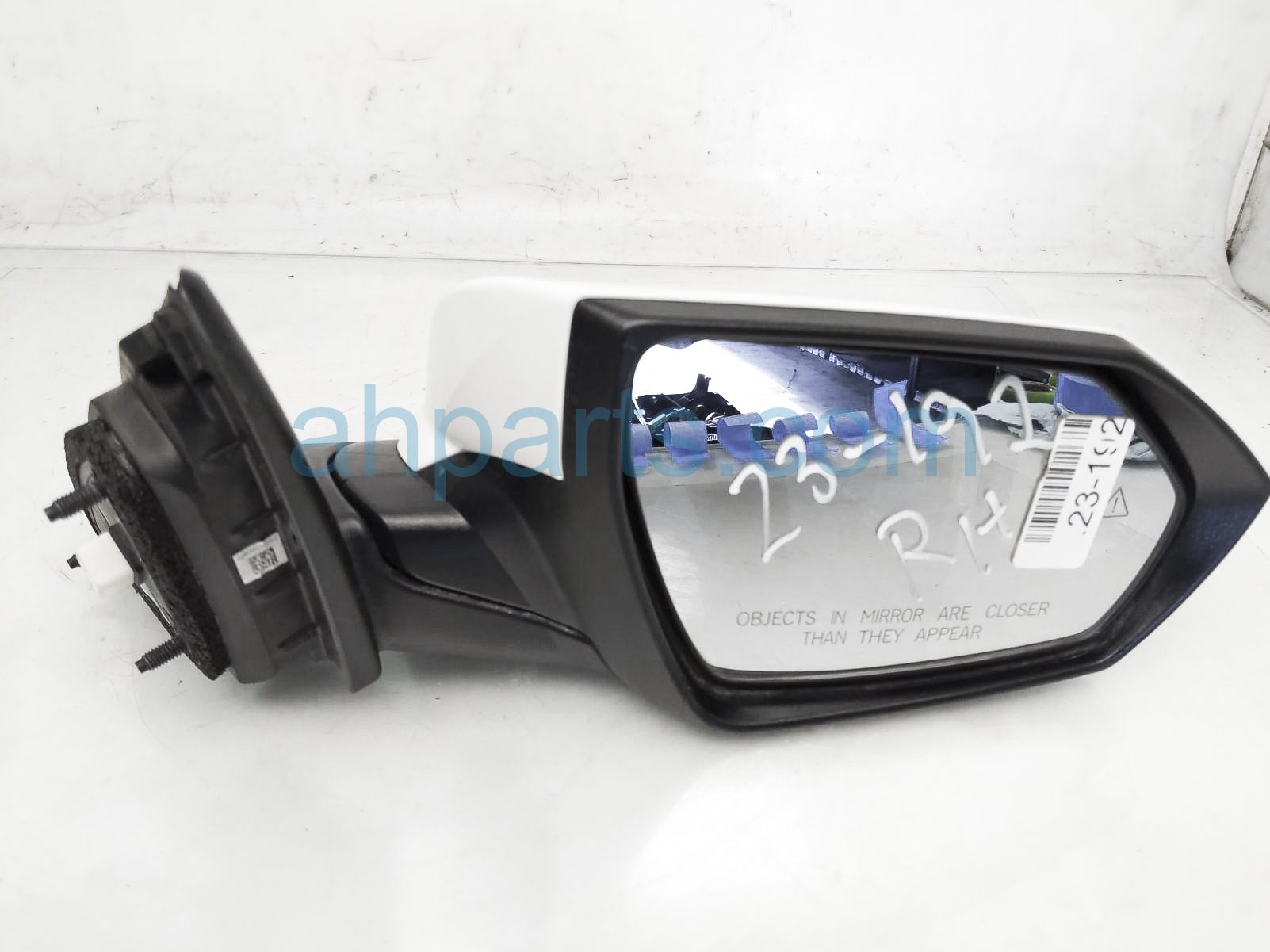 $199 Hyundai RH SIDE VIEW MIRROR - WHITE $199 Hyundai RH SIDE VIEW MIRROR - WHITE