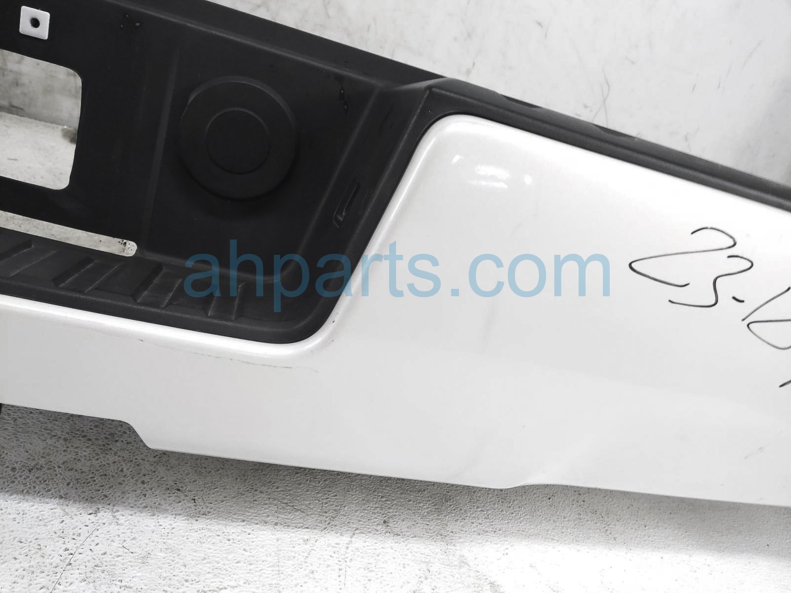 GM OEM Silverado Passenger Rear Bed Protector Molding 2014-2017 – 22801025