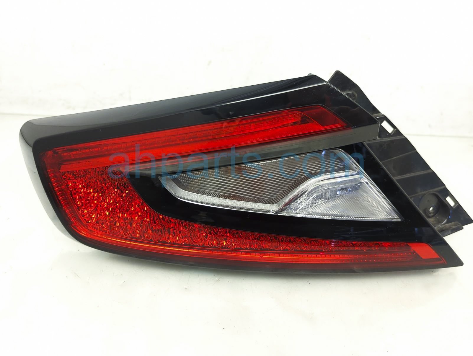 $250 Subaru LH TAIL LAMP (ON BODY) $250 Subaru LH TAIL LAMP (ON BODY)