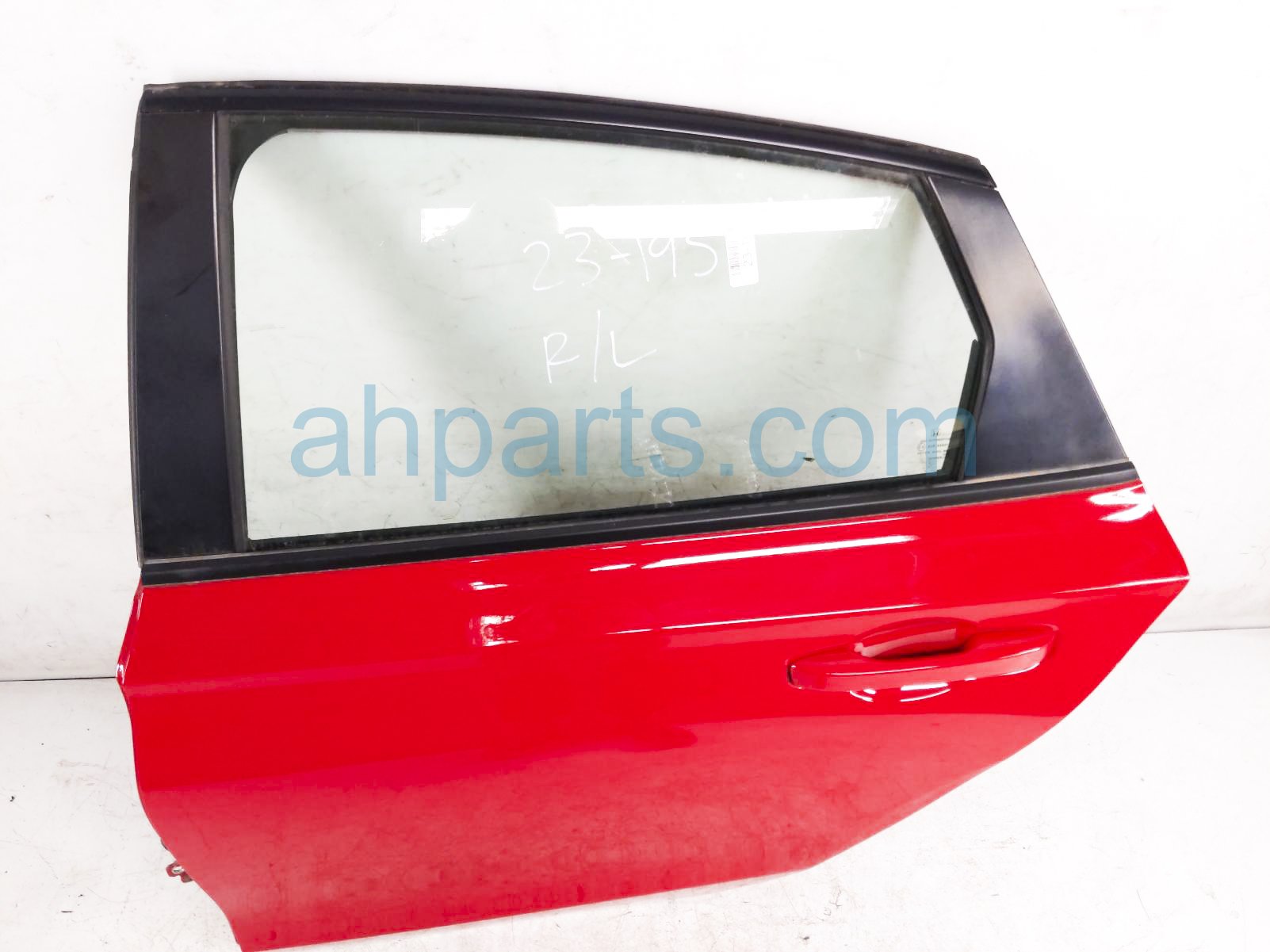 $749 Honda RR/LH DOOR - RED - NO INSIDE TRIM $749 Honda RR/LH DOOR - RED - NO INSIDE TRIM