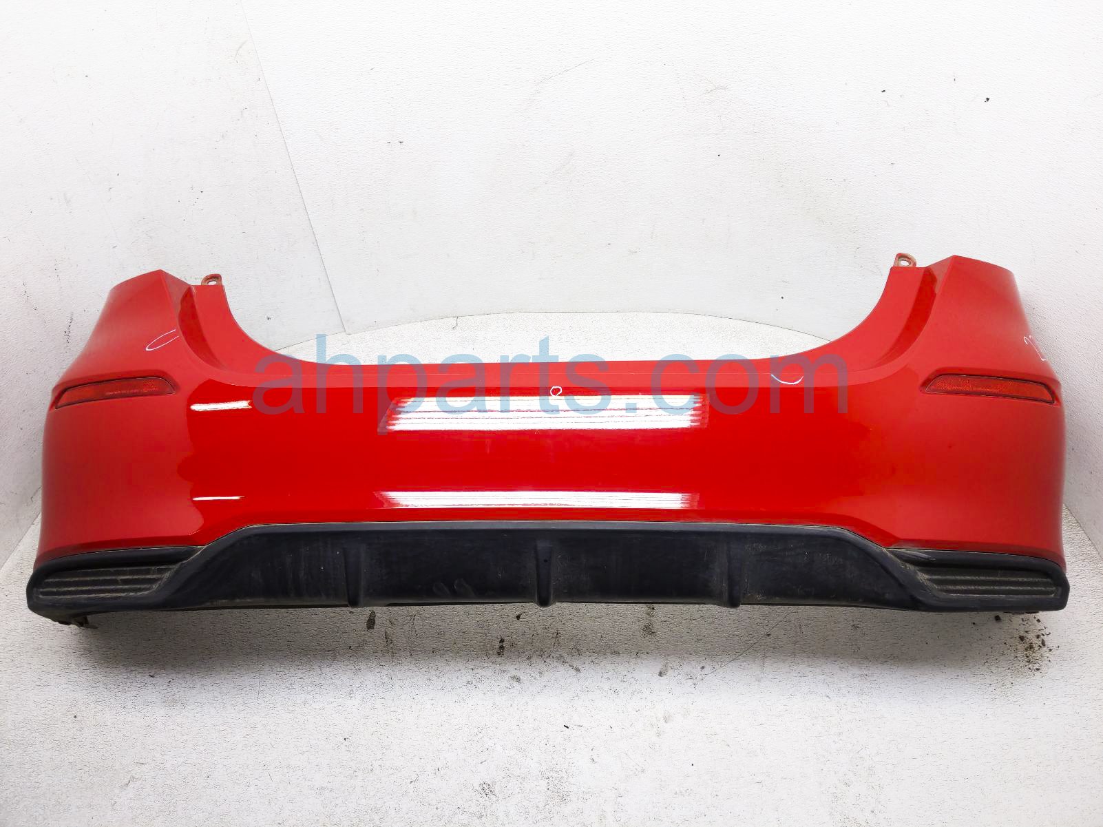 $399 Honda REAR BUMPER COVER - RED - NOTES $399 Honda REAR BUMPER COVER - RED - NOTES