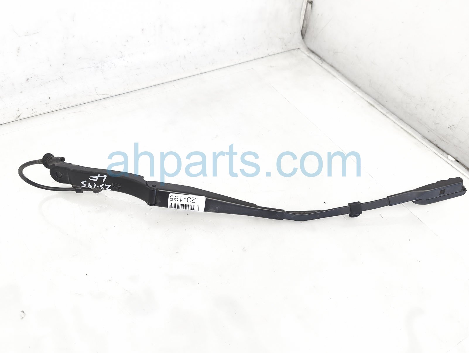 $25 Honda LH WINDSHIELD WIPER ARM $25 Honda LH WINDSHIELD WIPER ARM