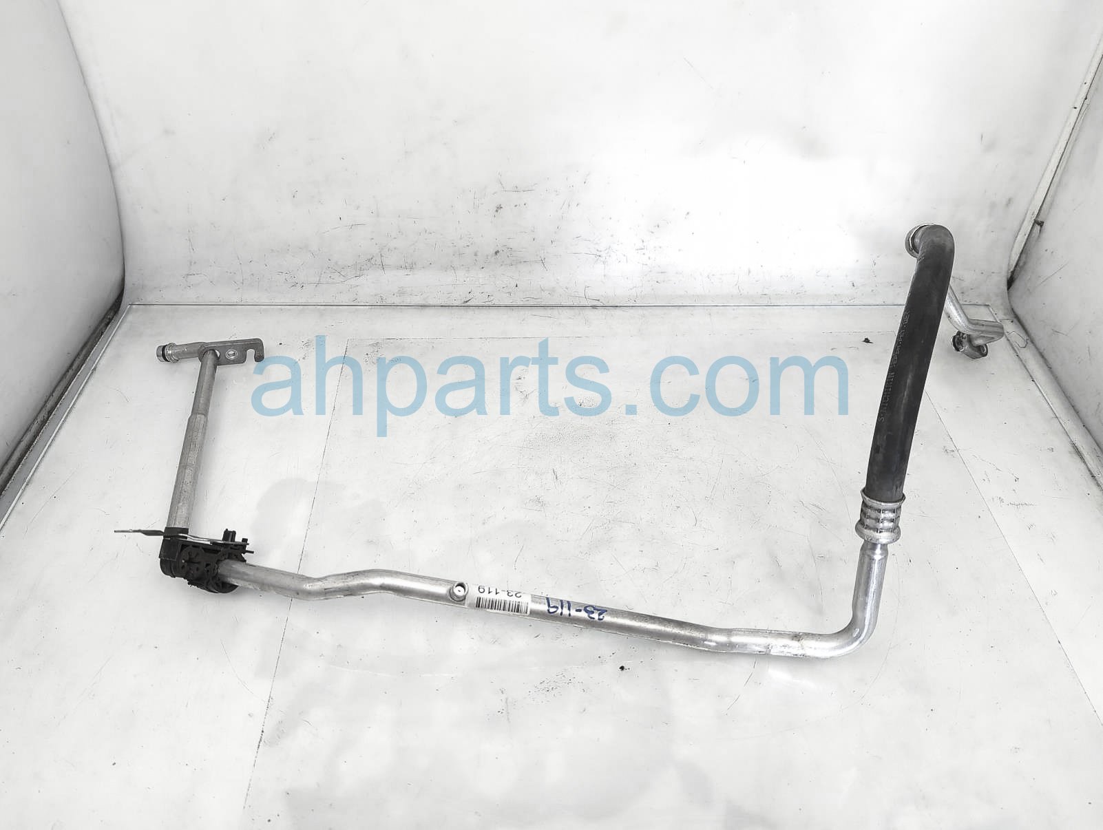 $35 Toyota AC SUCTION HOSE - 2.5L $35 Toyota AC SUCTION HOSE - 2.5L