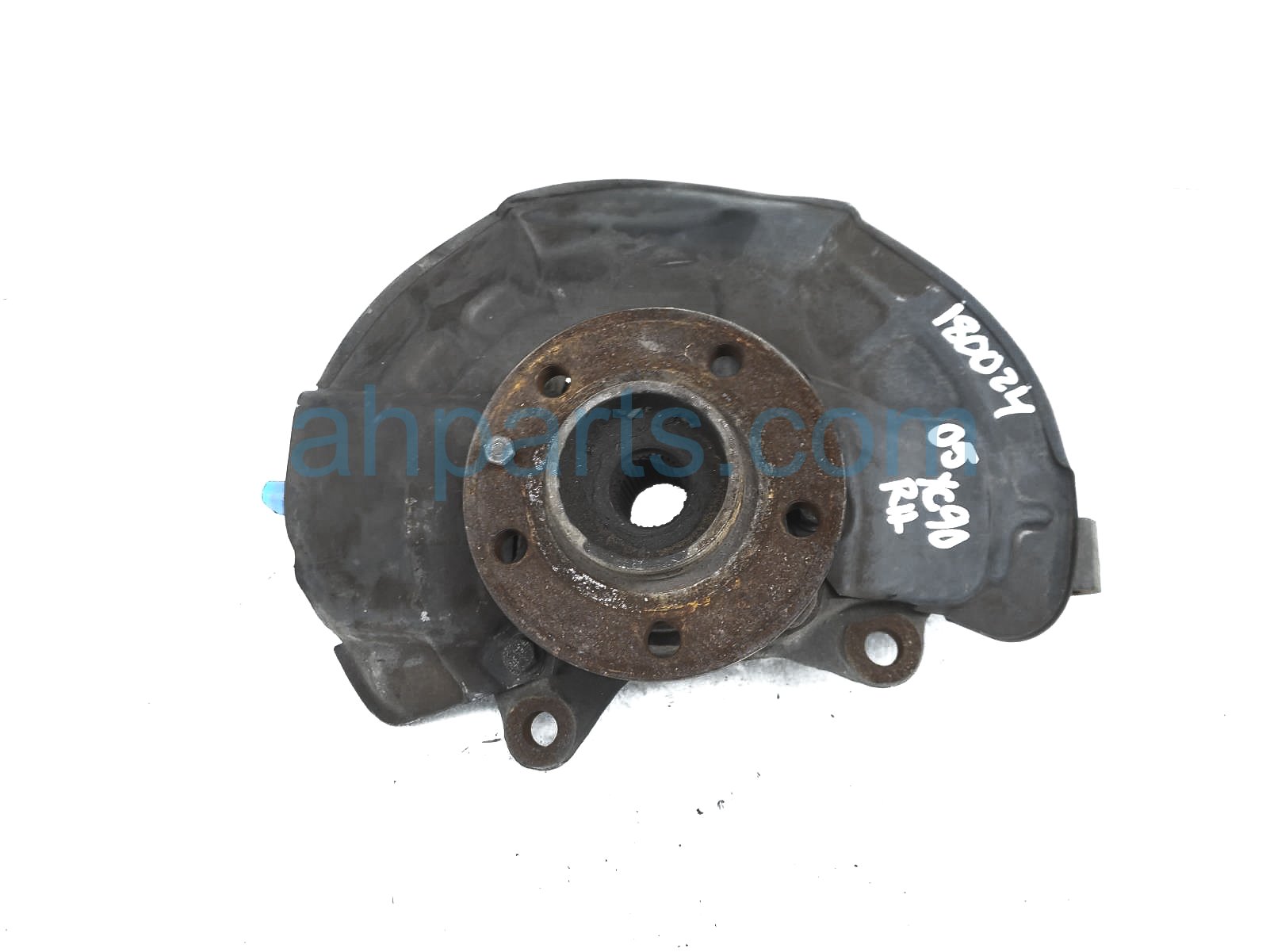 $50 Volvo FR/RH SPINDLE KNUCKLE HUB $50 Volvo FR/RH SPINDLE KNUCKLE HUB