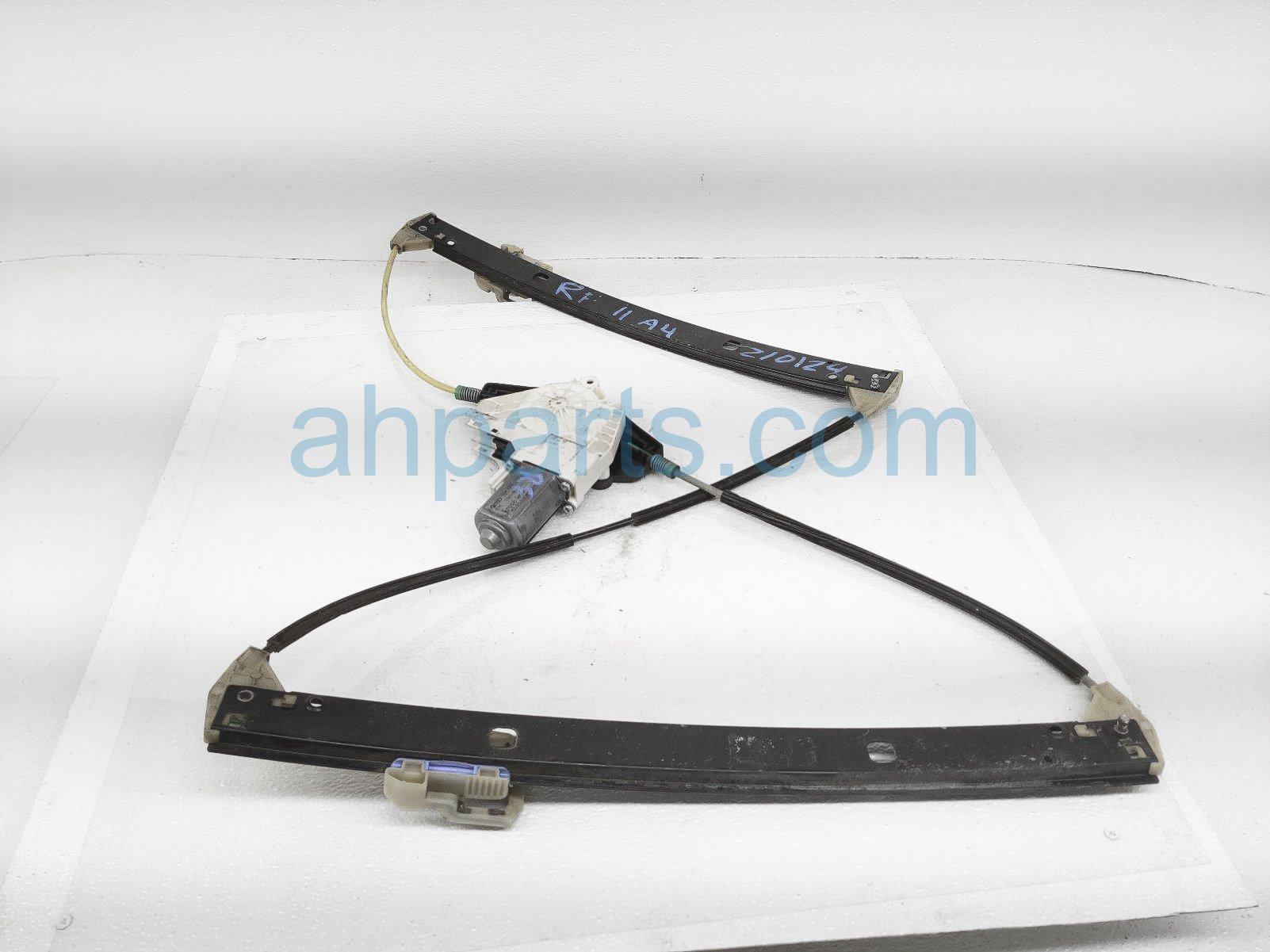 $75 Audi RH DOOR WINDOW REGULATOR & MOTOR $75 Audi RH DOOR WINDOW REGULATOR & MOTOR