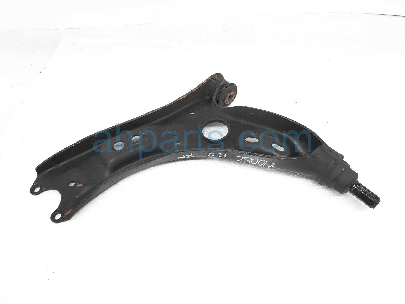 $70 Volkswagen FR/RH LOWER CONTROL ARM $70 Volkswagen FR/RH LOWER CONTROL ARM