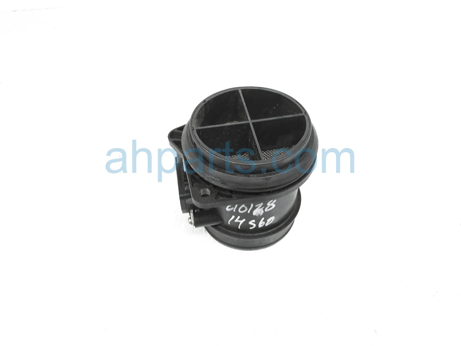 $75 Volvo MASS AIR FLOWER METER SENSOR $75 Volvo MASS AIR FLOWER METER SENSOR