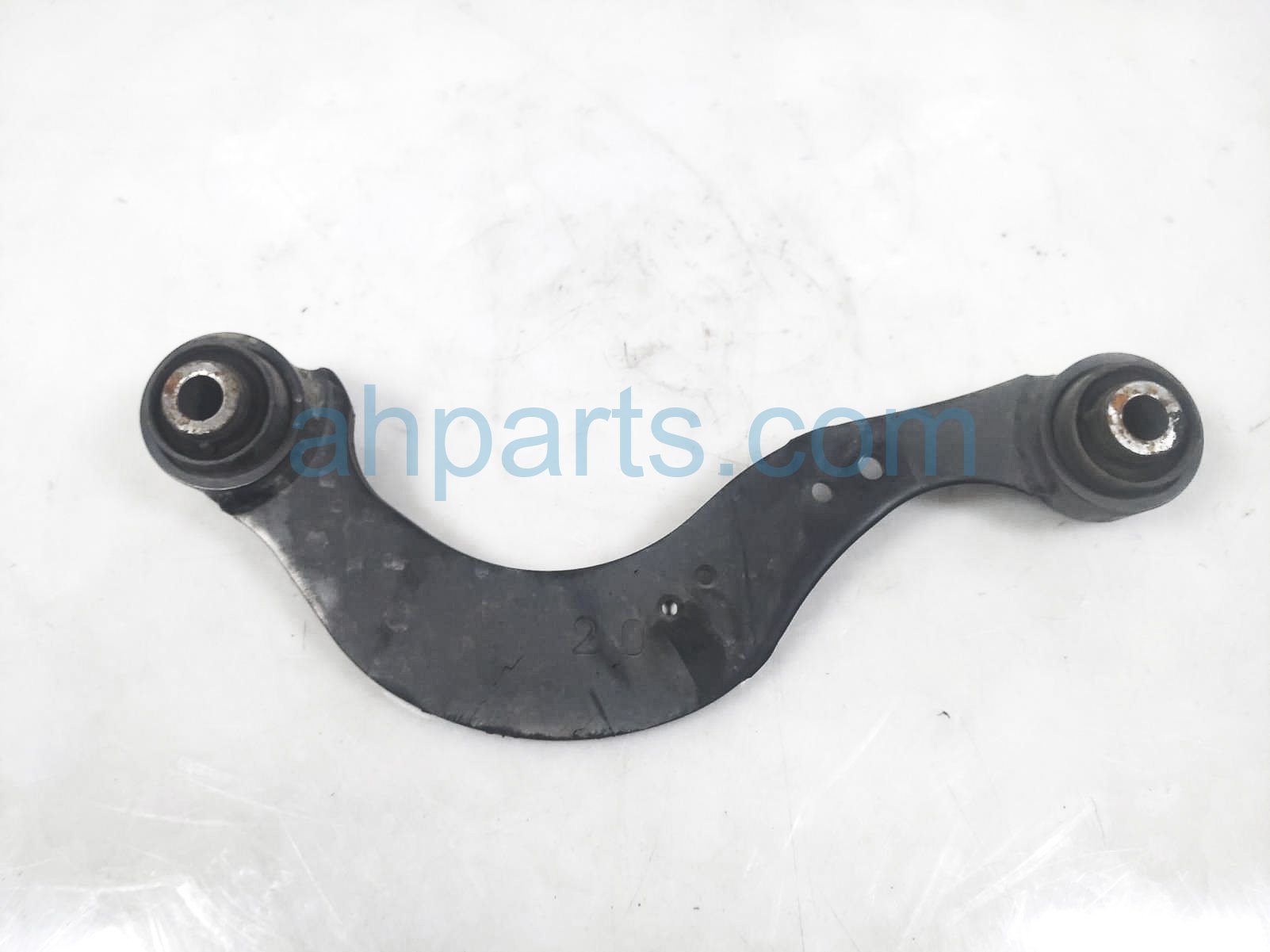 2020 Toyota Highlander Rear Driver Upper Control Arm 48770-48020,