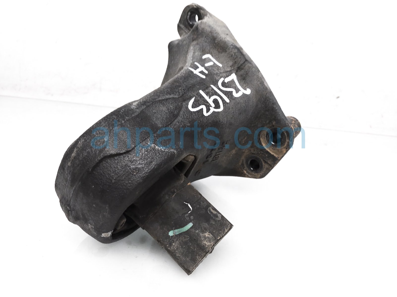 $40 Jeep LH ENGINE MOUNT ISOLATOR $40 Jeep LH ENGINE MOUNT ISOLATOR