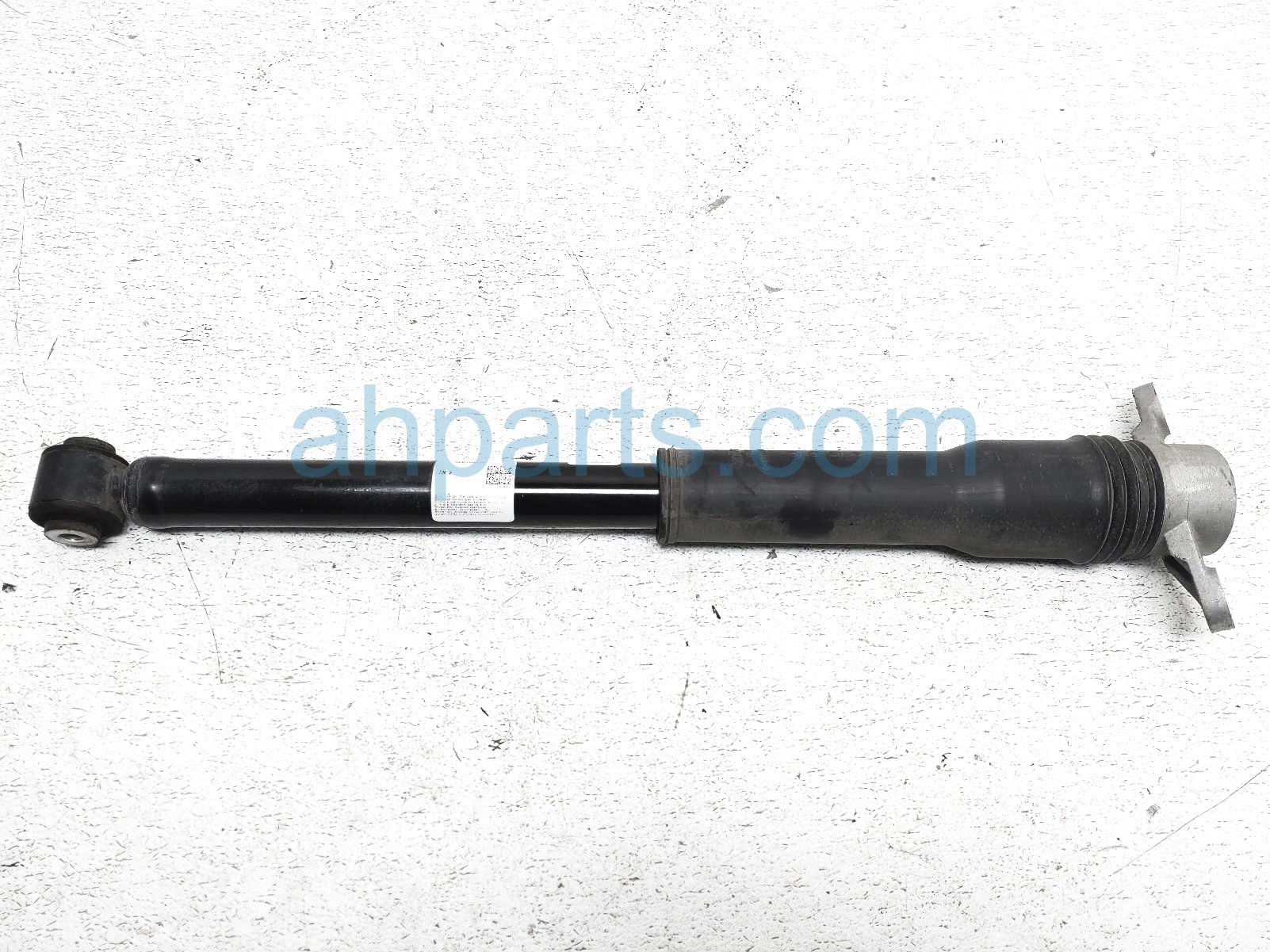 $75 Hyundai RR/RH SHOCK ABSORBER $75 Hyundai RR/RH SHOCK ABSORBER
