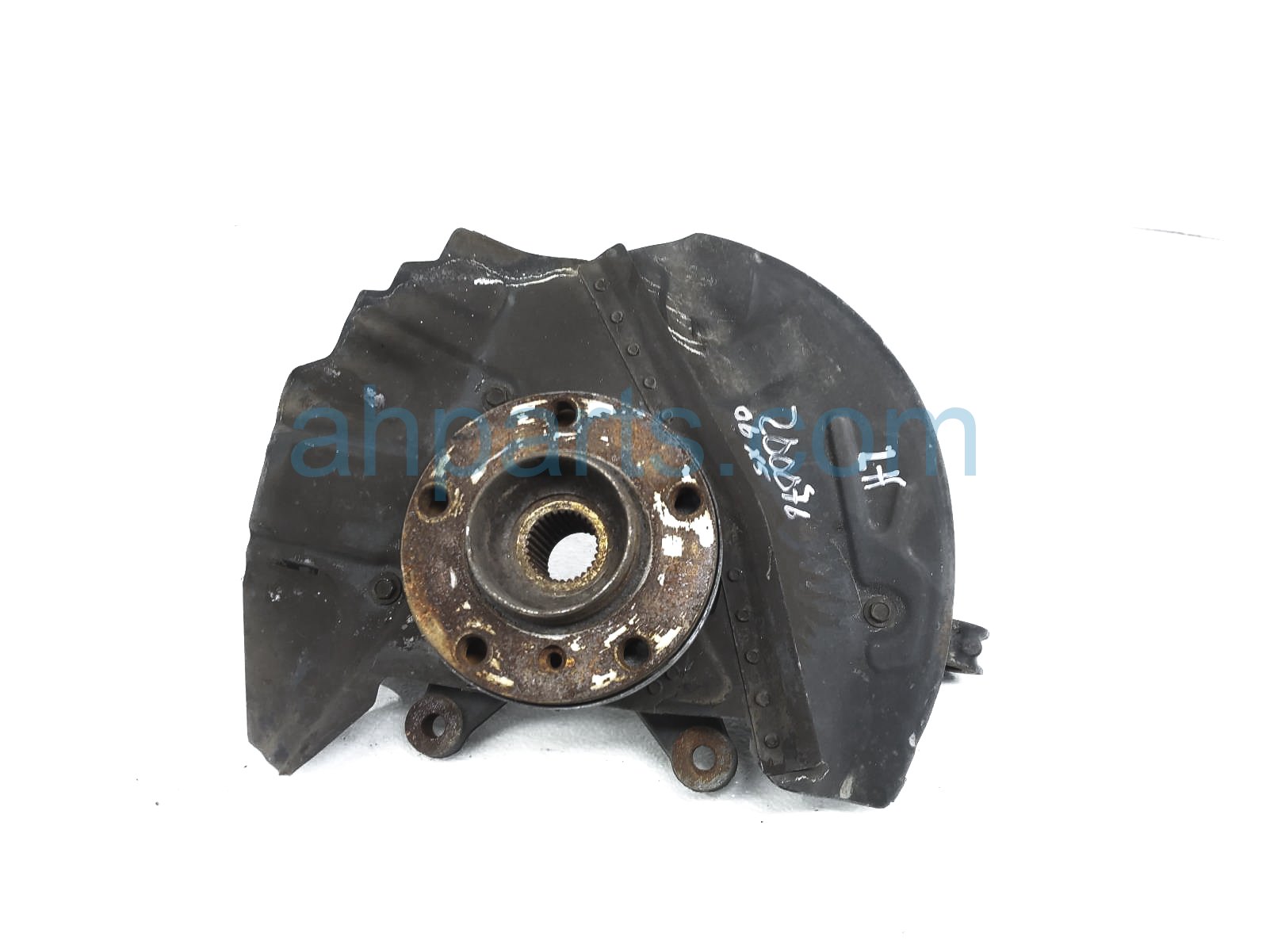 $74 BMW FR/LH SPINDLE KNUCKLE HUB $74 BMW FR/LH SPINDLE KNUCKLE HUB