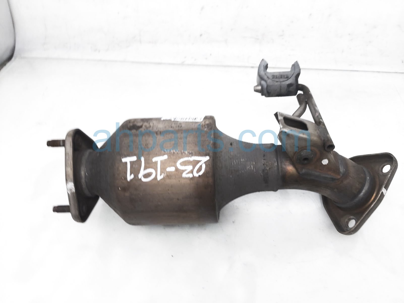 $165 Honda EXHAUST CONVERTER MANIFOLD - 1.8L $165 Honda EXHAUST CONVERTER MANIFOLD - 1.8L