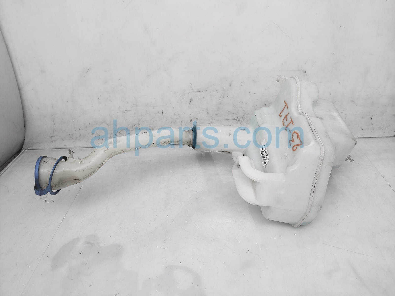 $35 Honda WINDSHIELD WASHER RESERVOIR TANK $35 Honda WINDSHIELD WASHER RESERVOIR TANK