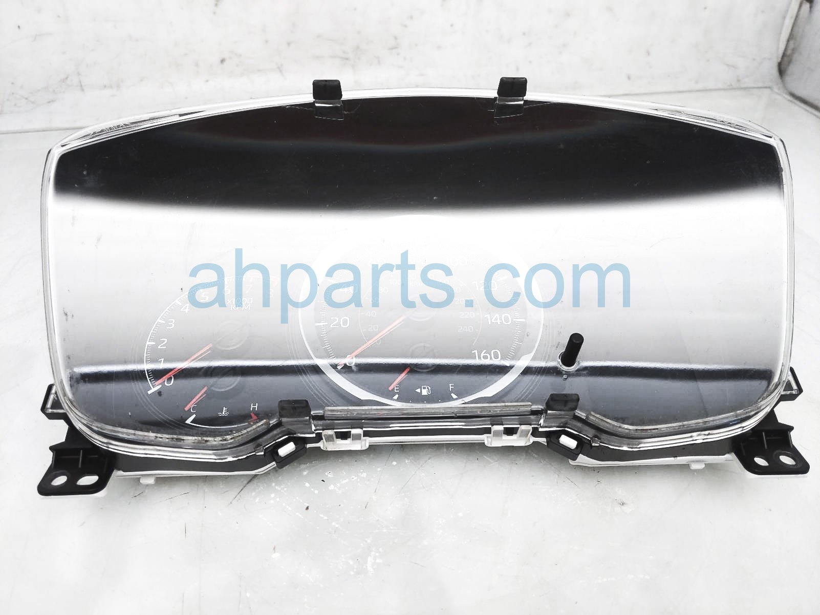 $125 Toyota SPEEDOMETER CLUSTER - 324K MILES $125 Toyota SPEEDOMETER CLUSTER - 324K MILES