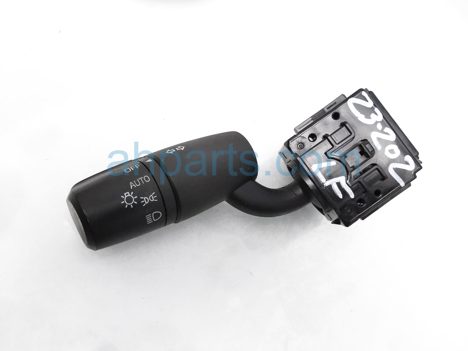 $30 Mazda HEADLAMP / SIGNAL COLUMN SWITCH $30 Mazda HEADLAMP / SIGNAL COLUMN SWITCH