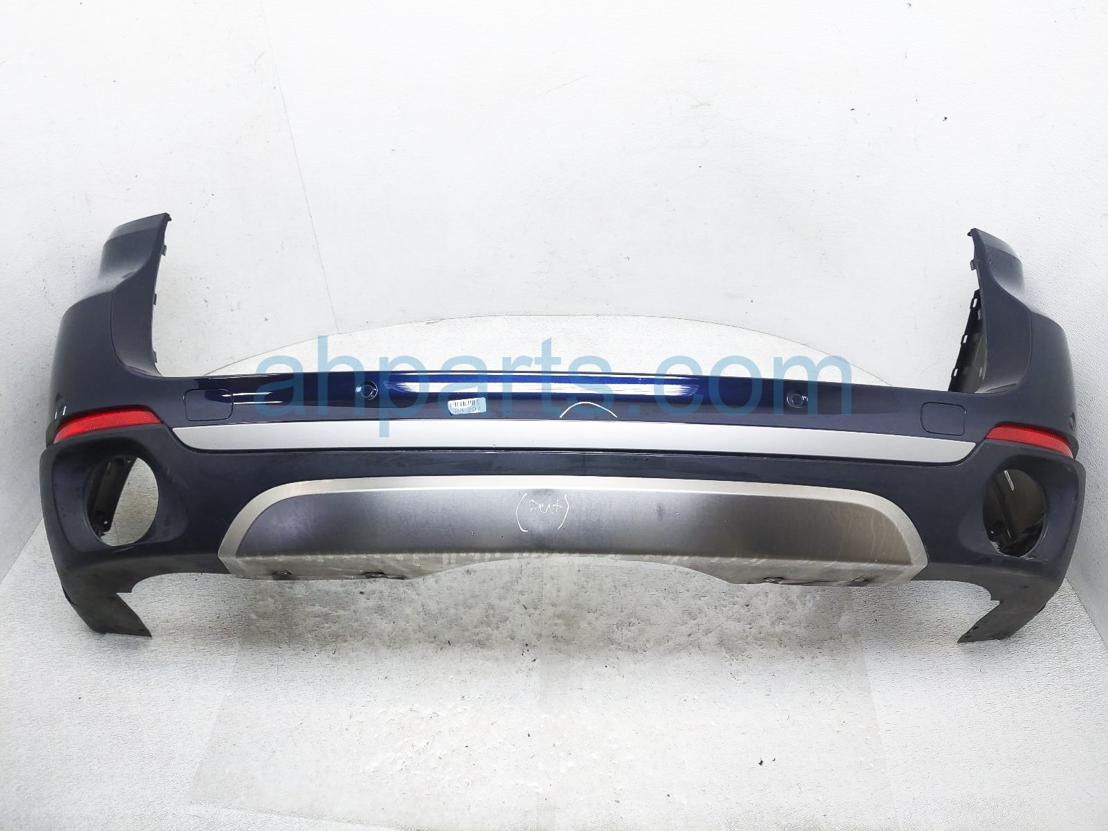 $500 BMW REAR BUMPER COVER - BLUE - DENT $500 BMW REAR BUMPER COVER - BLUE - DENT