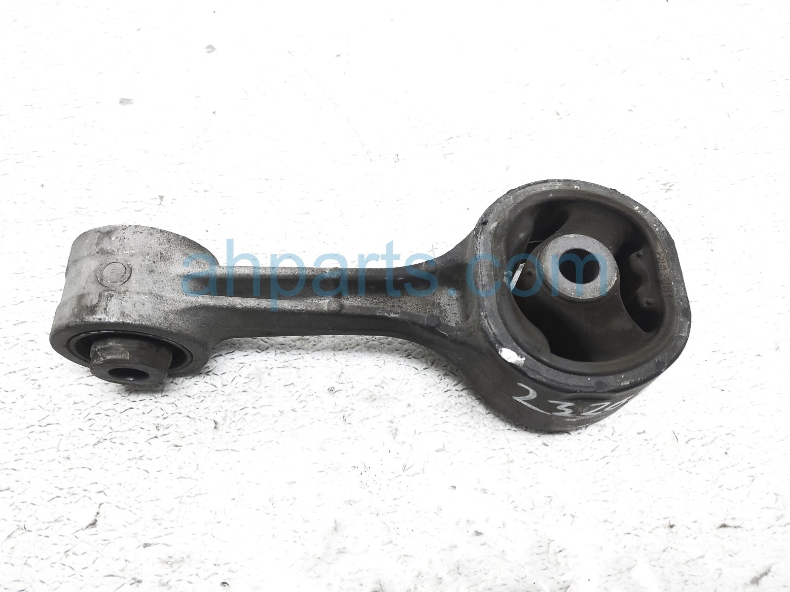 $65 Honda LOWER ENGINE TORQUE ROD - SI M/T $65 Honda LOWER ENGINE TORQUE ROD - SI M/T