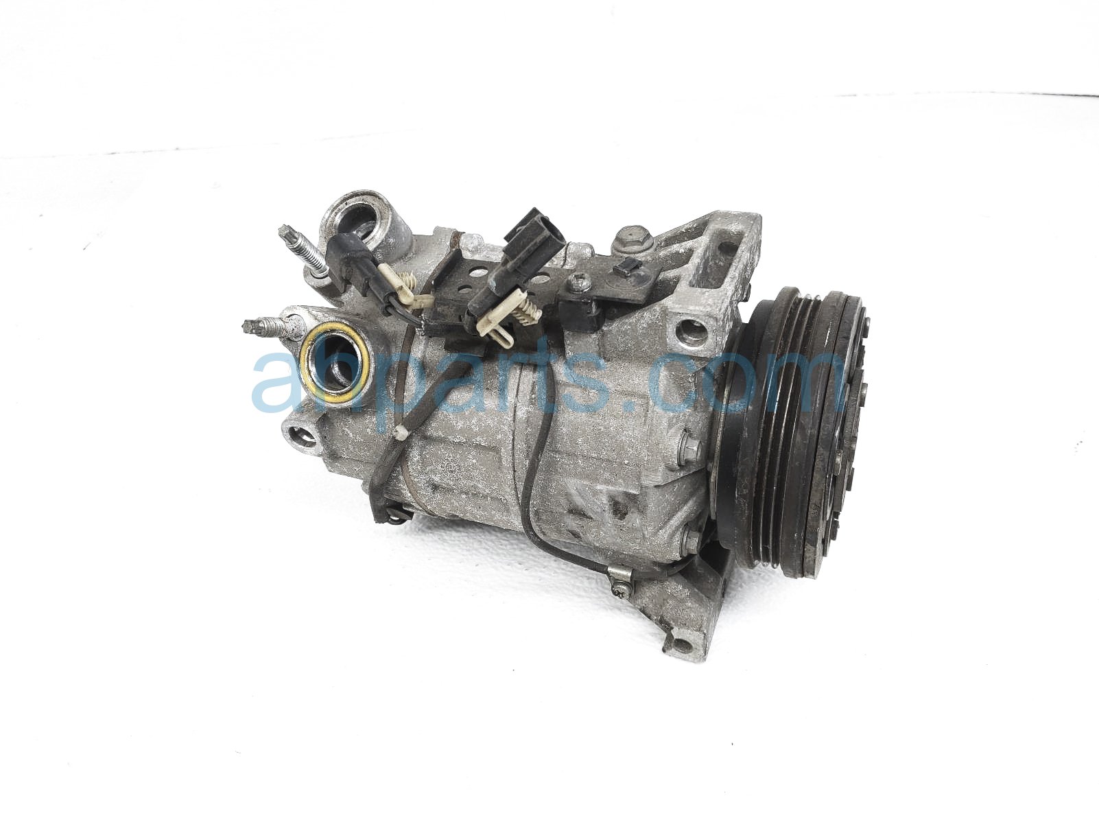 $94 Volvo AC PUMP / COMPRESSOR $94 Volvo AC PUMP / COMPRESSOR