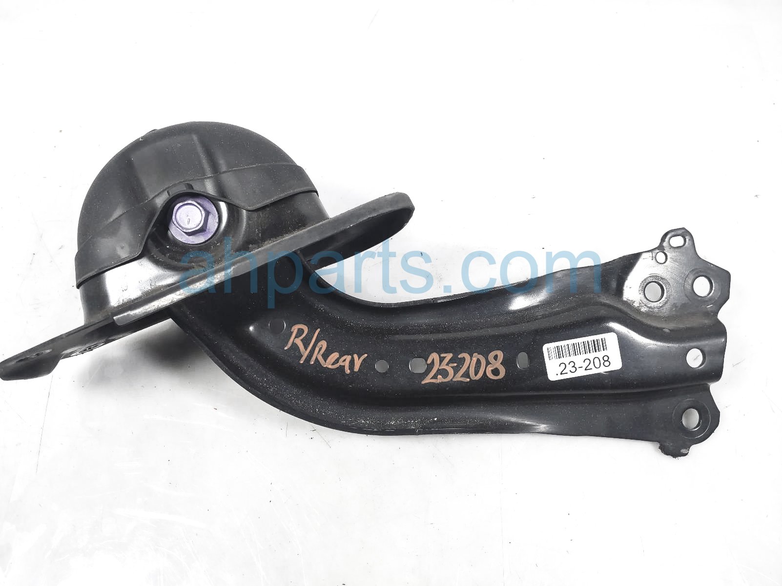 $75 Toyota RR/RH TRAILING CONTROL ARM $75 Toyota RR/RH TRAILING CONTROL ARM