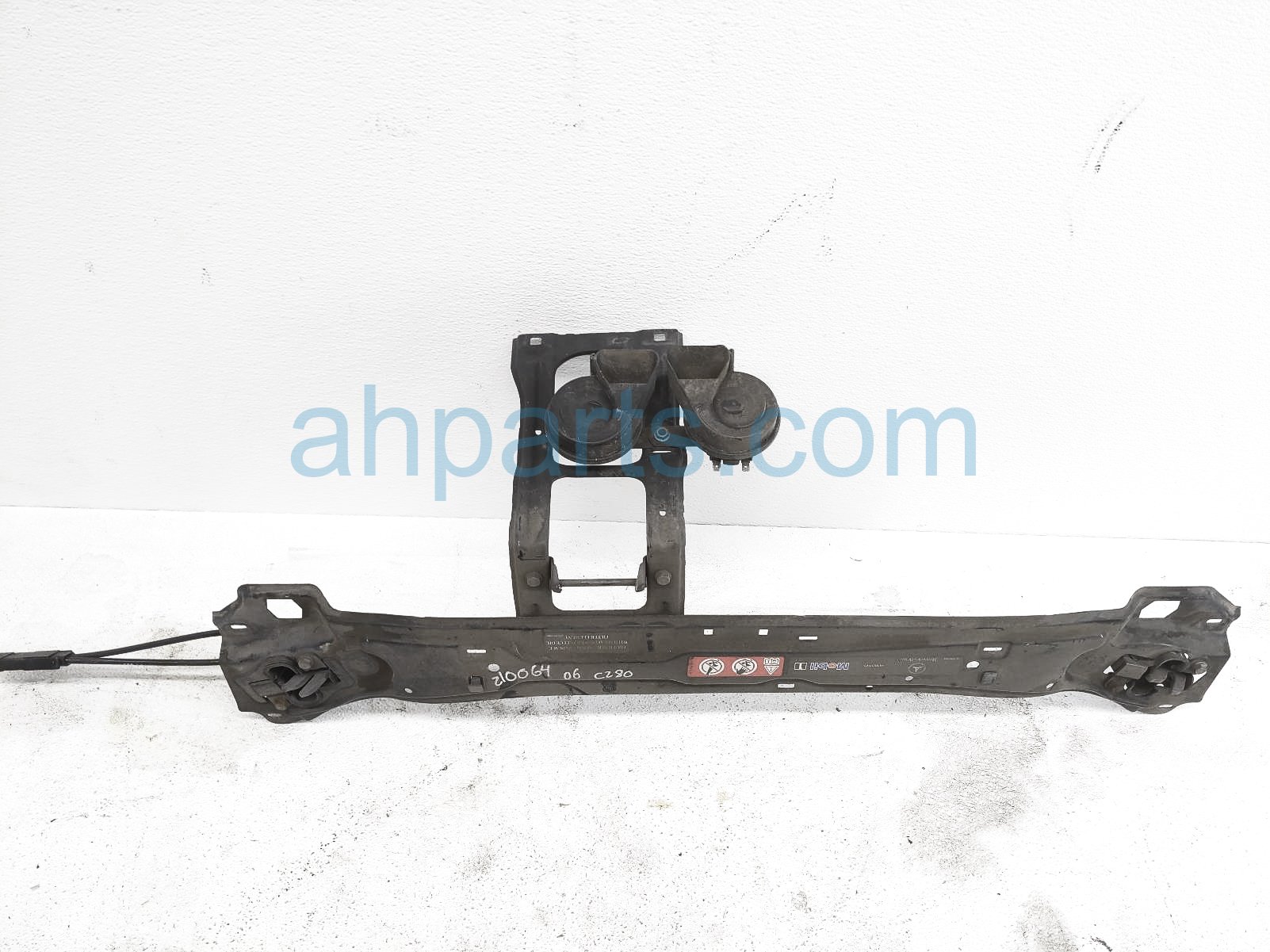 $50 Mercedes RADIATOR SUPPORT UPPER TIE BAR - *** $50 Mercedes RADIATOR SUPPORT UPPER TIE BAR - ***