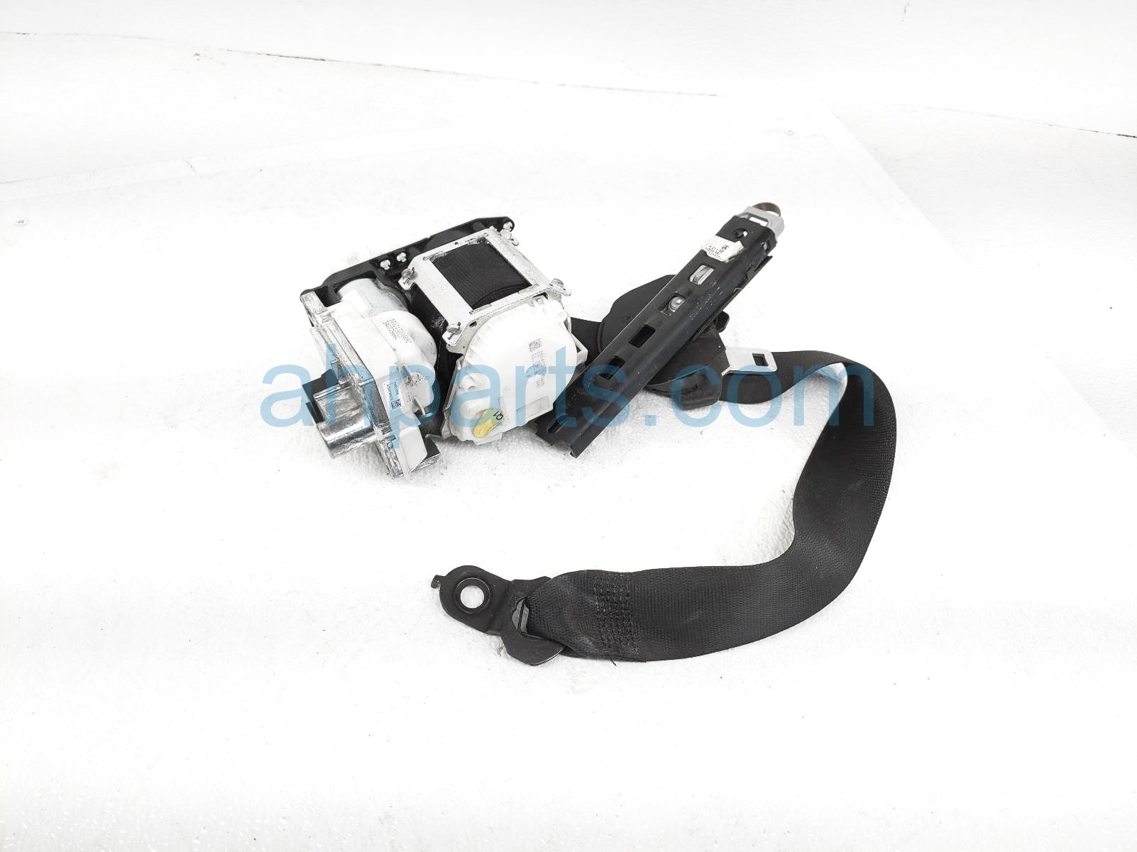 $145 Mercedes FR/LH SEAT BELT - BLACK $145 Mercedes FR/LH SEAT BELT - BLACK