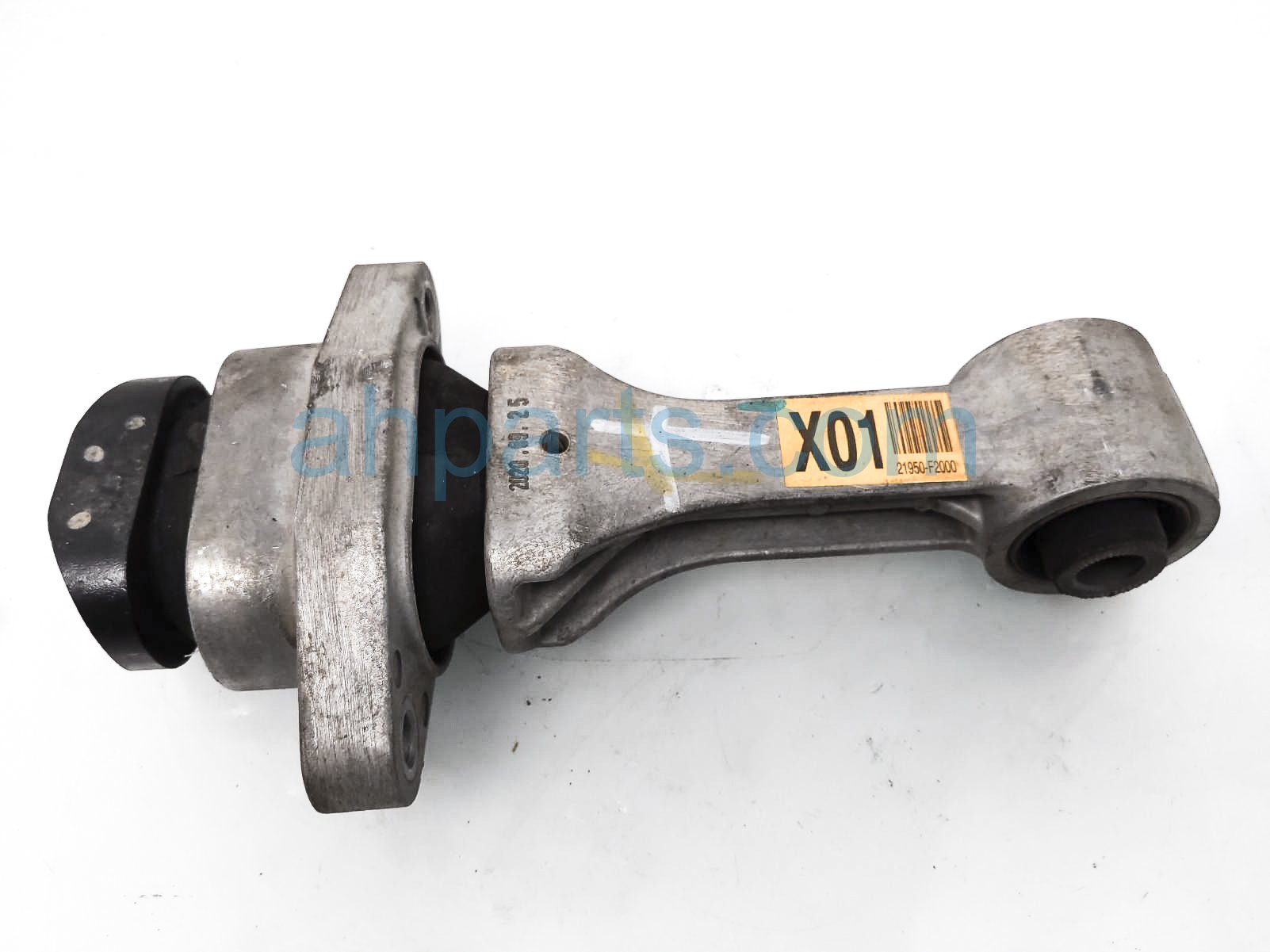 $49 Hyundai REAR TORQUE ARM / STRUT ROD - 2.0L $49 Hyundai REAR TORQUE ARM / STRUT ROD - 2.0L