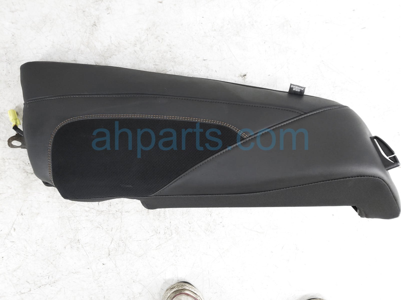 $150 Toyota RR/RH BOLSTER W/AIRBAG - BLK - XSE $150 Toyota RR/RH BOLSTER W/AIRBAG - BLK - XSE