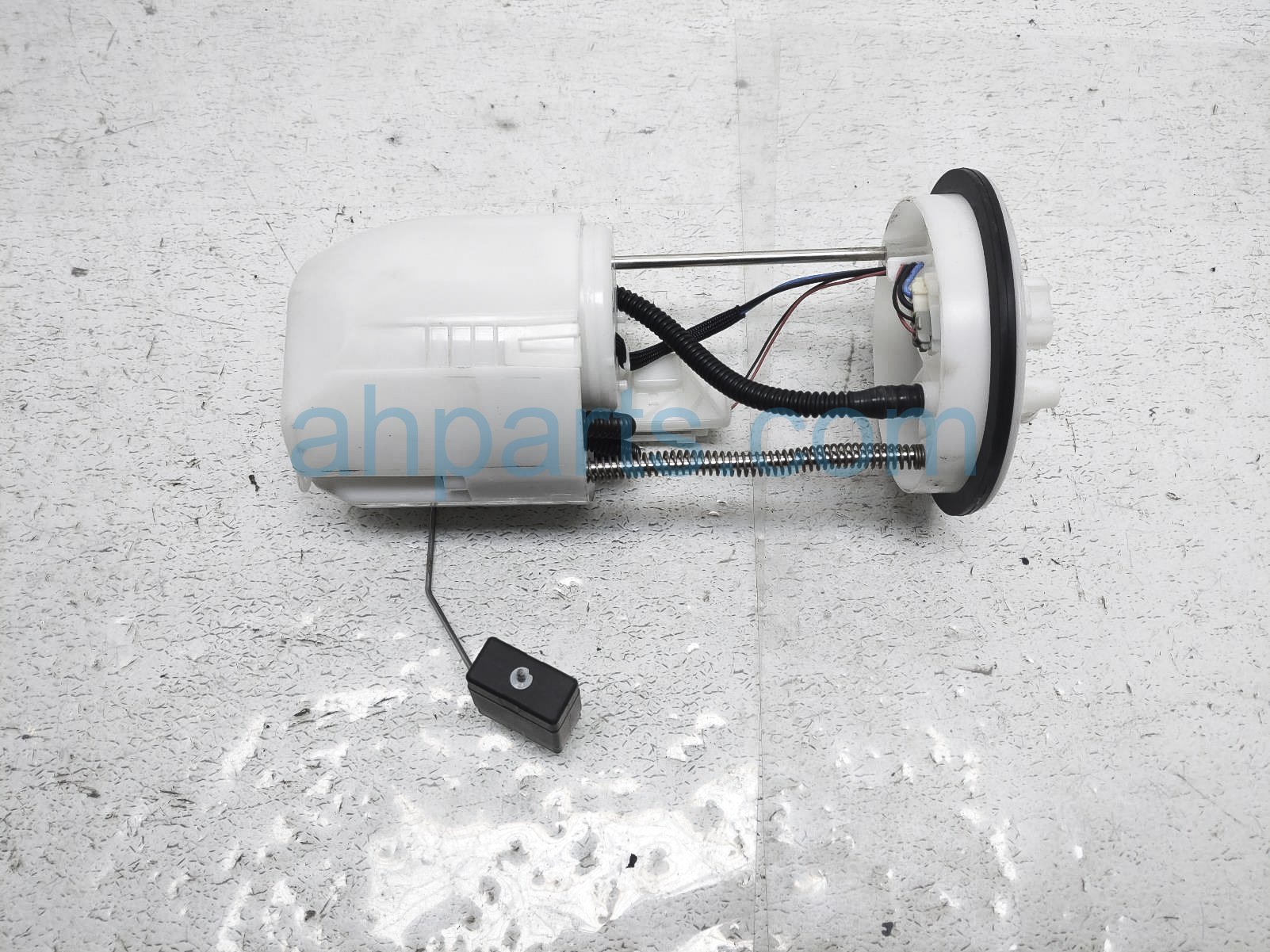 $95 Mazda GAS / FUEL PUMP ASSY - 29K MILES $95 Mazda GAS / FUEL PUMP ASSY - 29K MILES