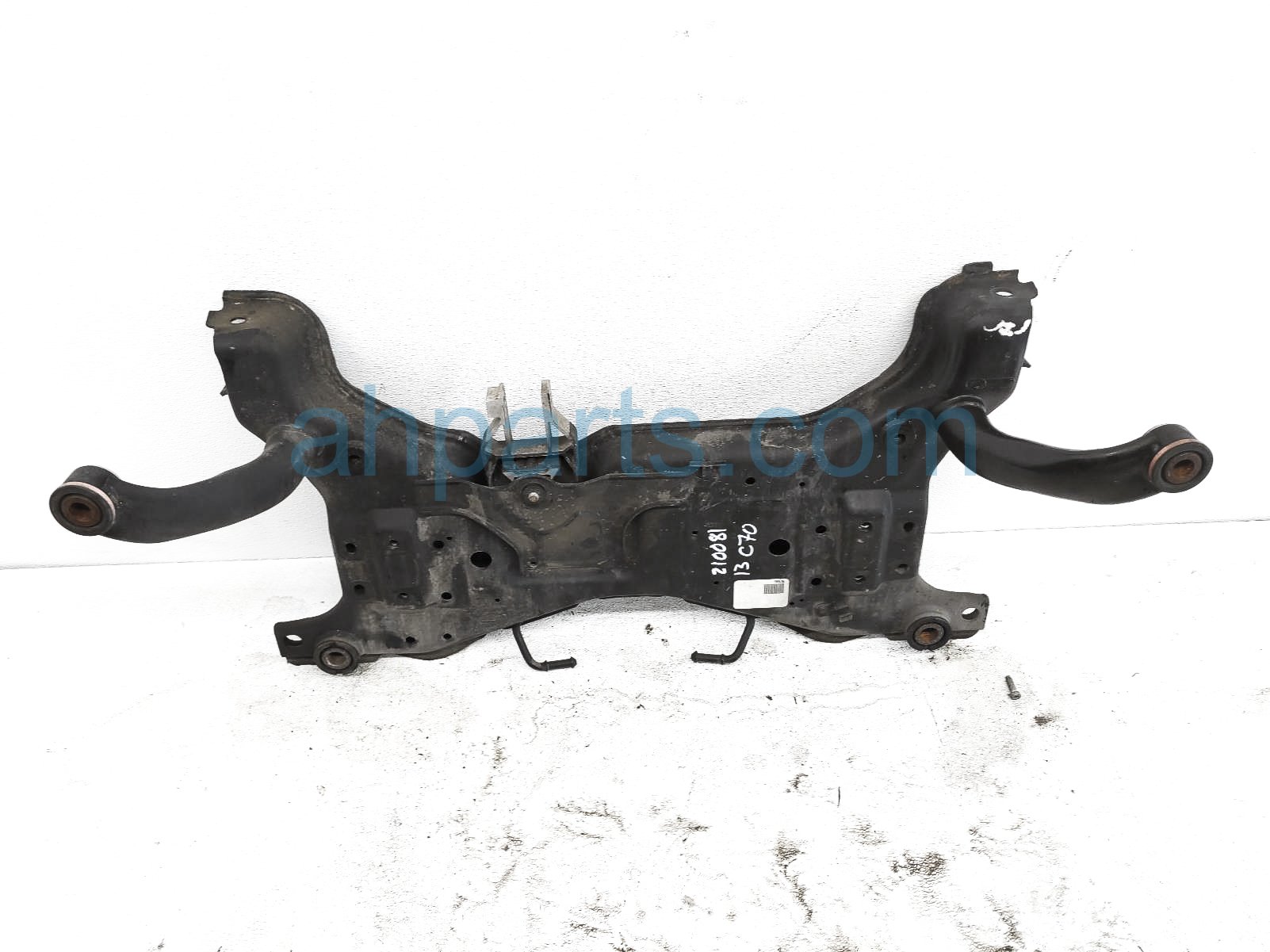 $200 Volvo FRONT SUBFRAME / CRADLE $200 Volvo FRONT SUBFRAME / CRADLE