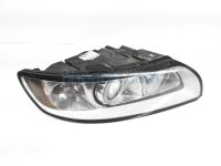 $145 Volvo RH HEAD LAMP / LIGHT ASSY