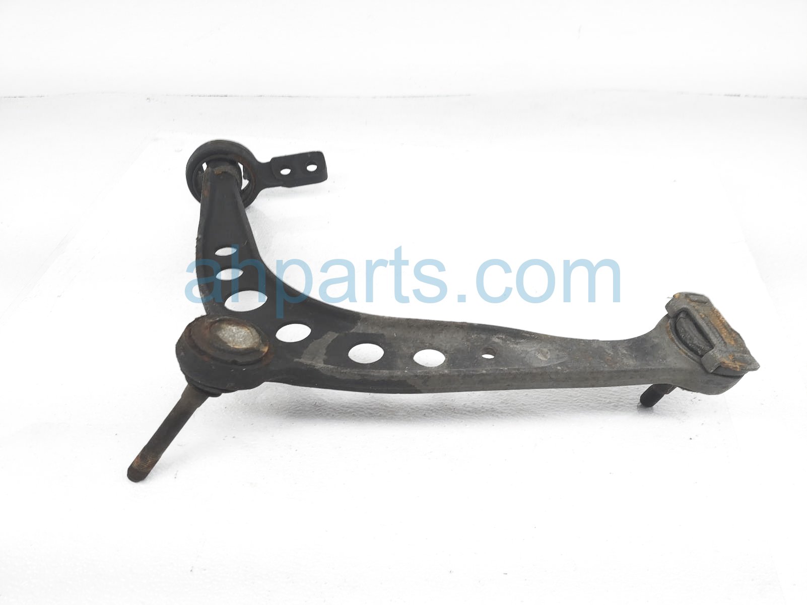 $40 BMW FR/RH LOWER CONTROL ARM $40 BMW FR/RH LOWER CONTROL ARM