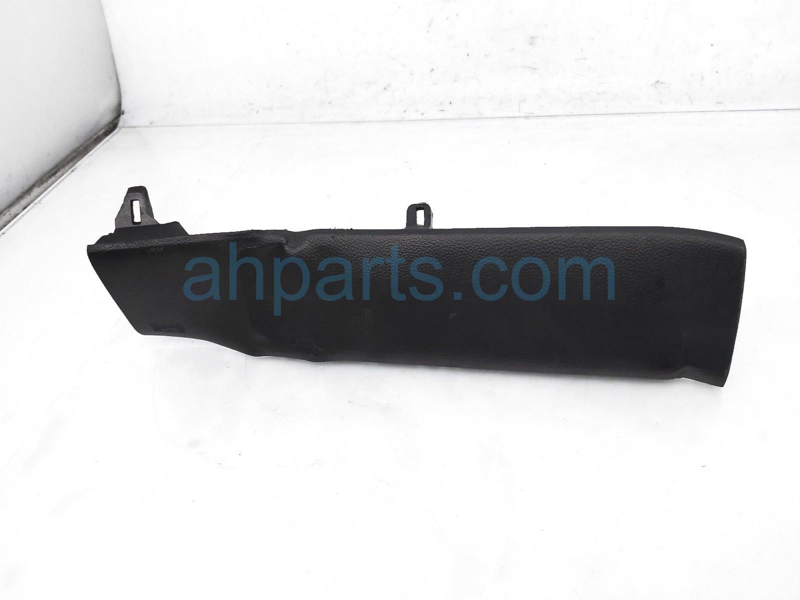 $275 Honda PASSENGER KNEE AIR BAG NIQ *** $275 Honda PASSENGER KNEE AIR BAG NIQ ***