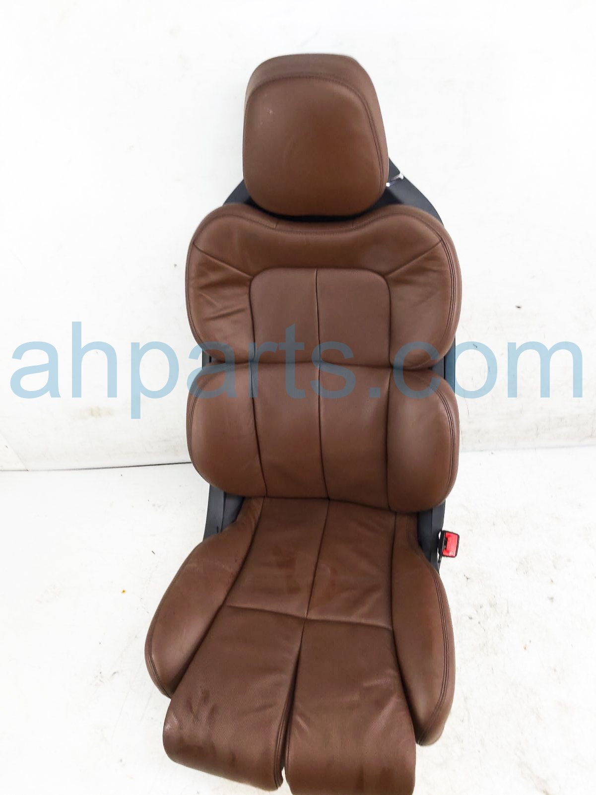 $800 Lincoln FR/RH SEAT - W/ AIRBAG - WALNUT $800 Lincoln FR/RH SEAT - W/ AIRBAG - WALNUT