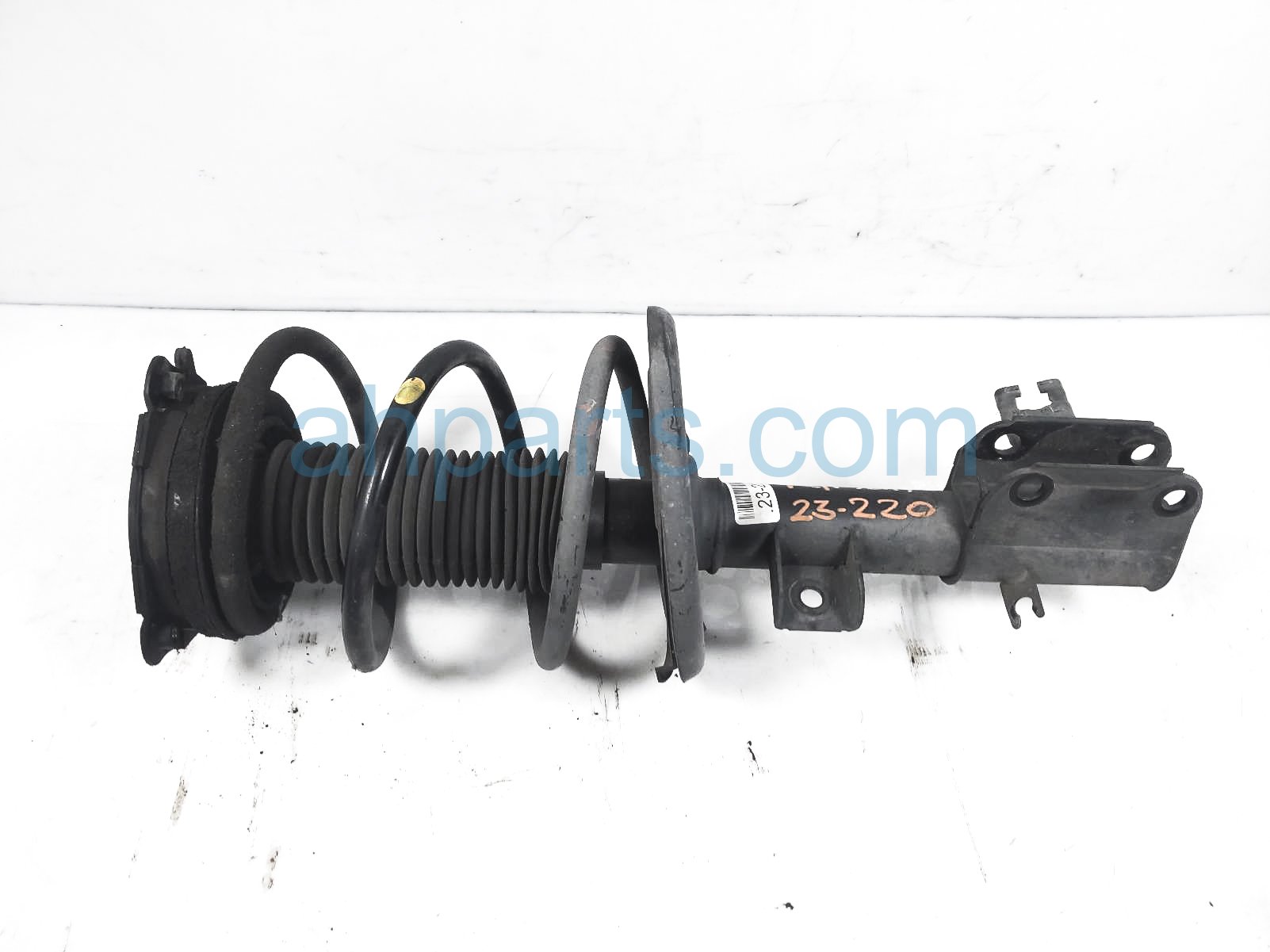 $75 Nissan FR/RH STRUT + SPRING ASSY $75 Nissan FR/RH STRUT + SPRING ASSY