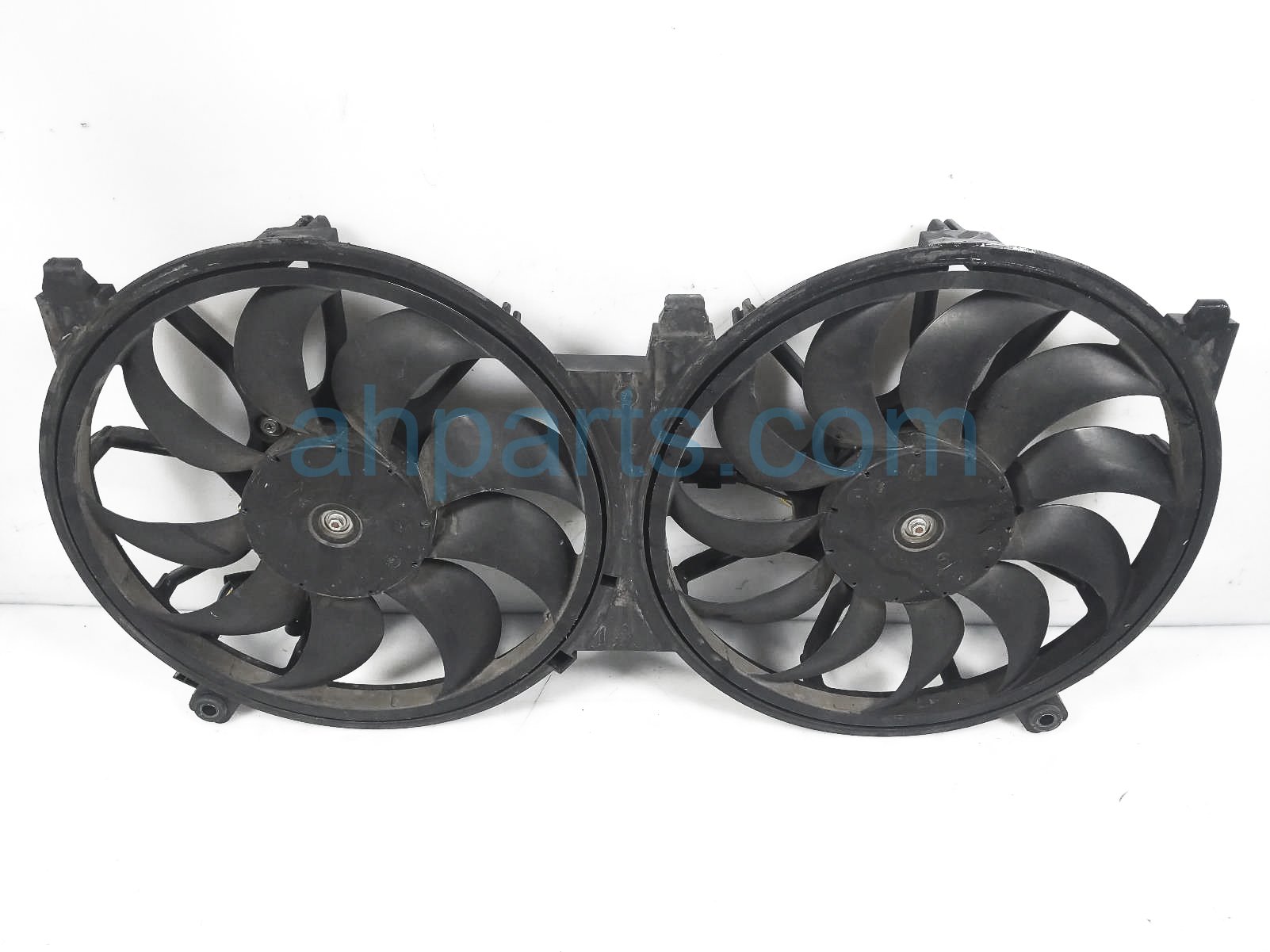 $50 Nissan RADIATOR FAN ASSEMBLY $50 Nissan RADIATOR FAN ASSEMBLY