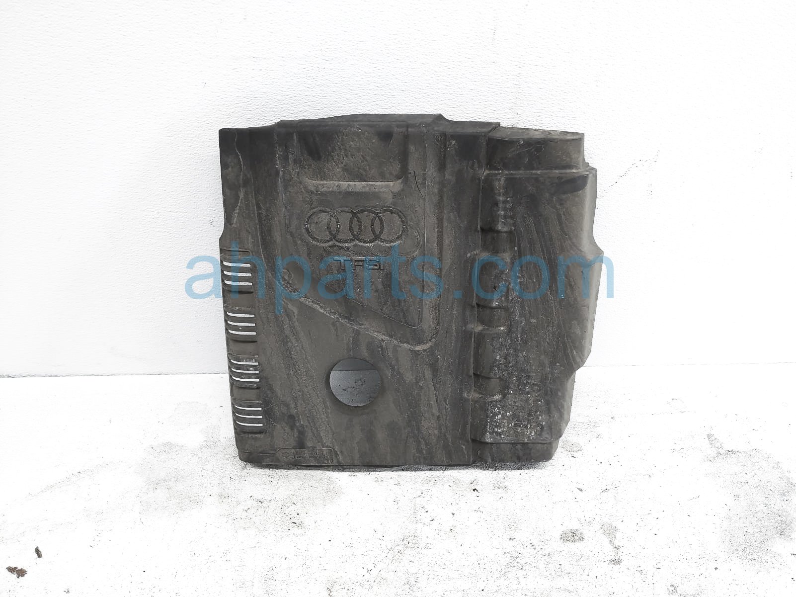 $89 Audi ENGINE APPEARANCE COVER $89 Audi ENGINE APPEARANCE COVER